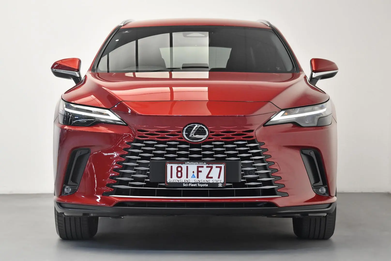 2023 Lexus RX Gallery Image 2
