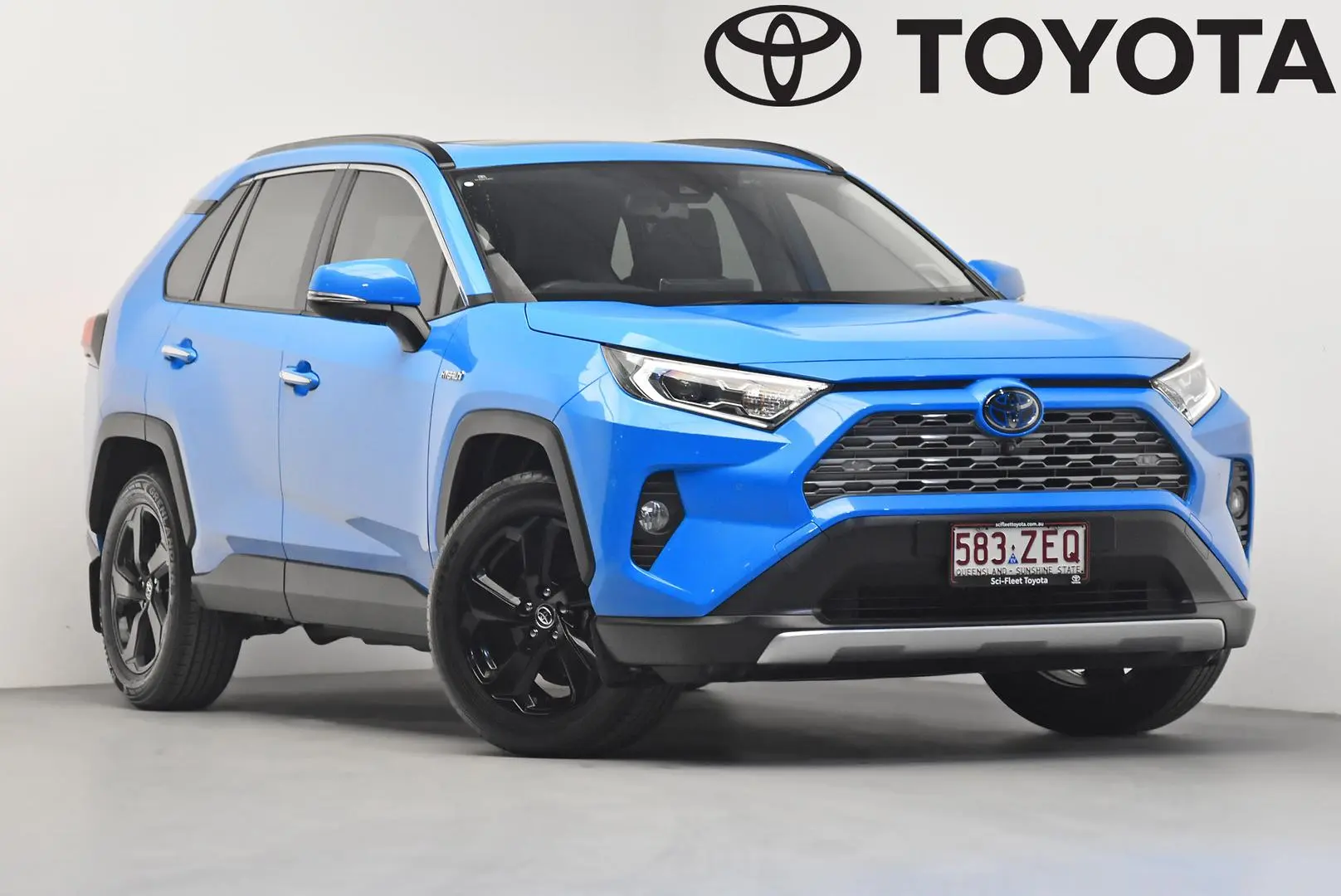 2019 Toyota RAV4 Gallery Image 1