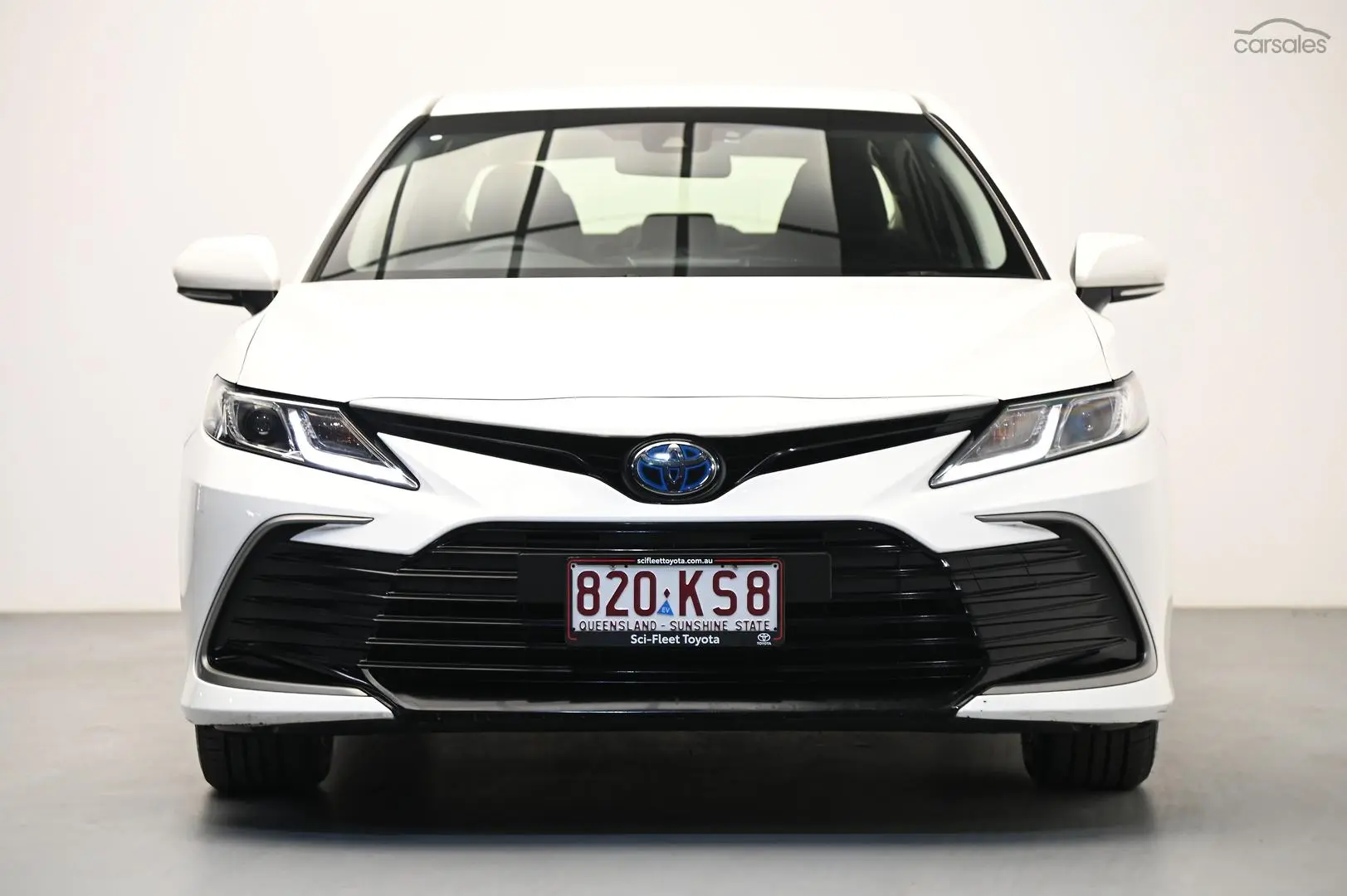 2022 Toyota Camry Image 2