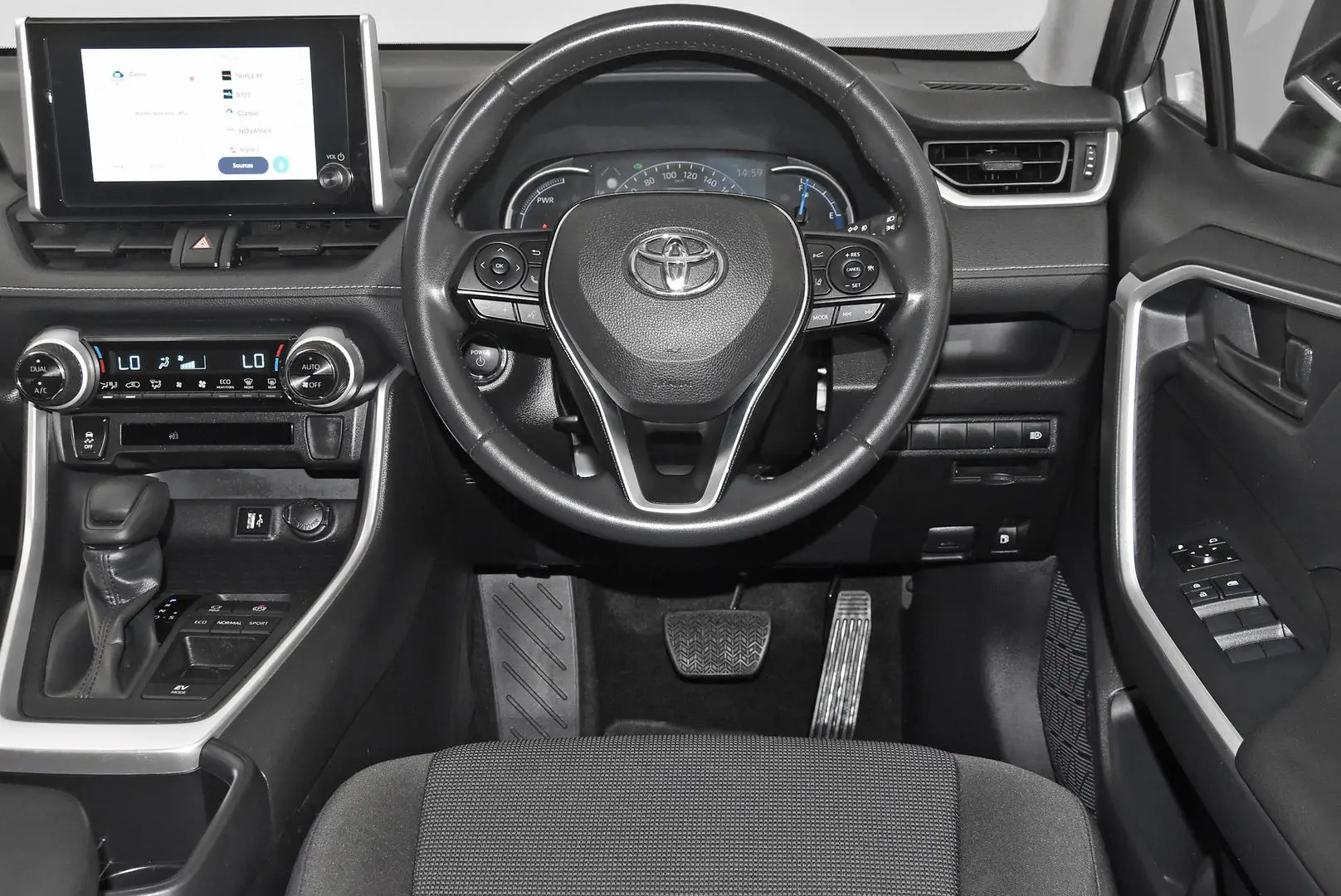 2024 Toyota RAV4 Gallery Image 15