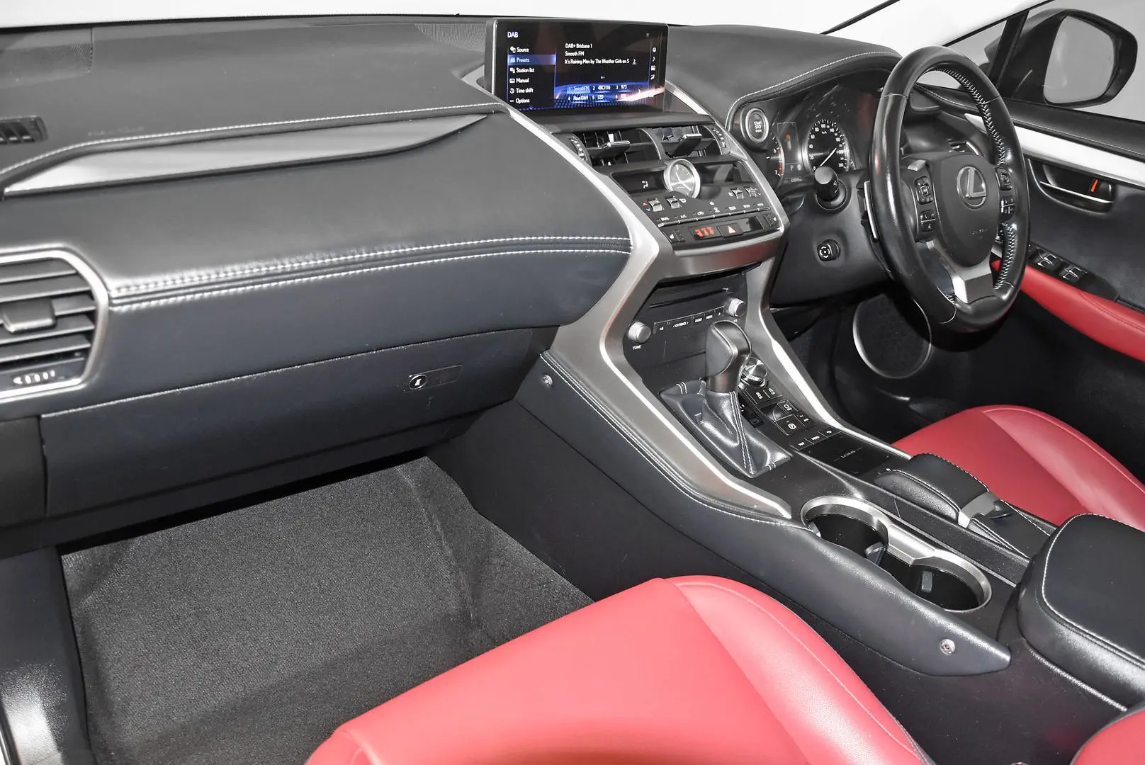2020 Lexus NX Gallery Image 16