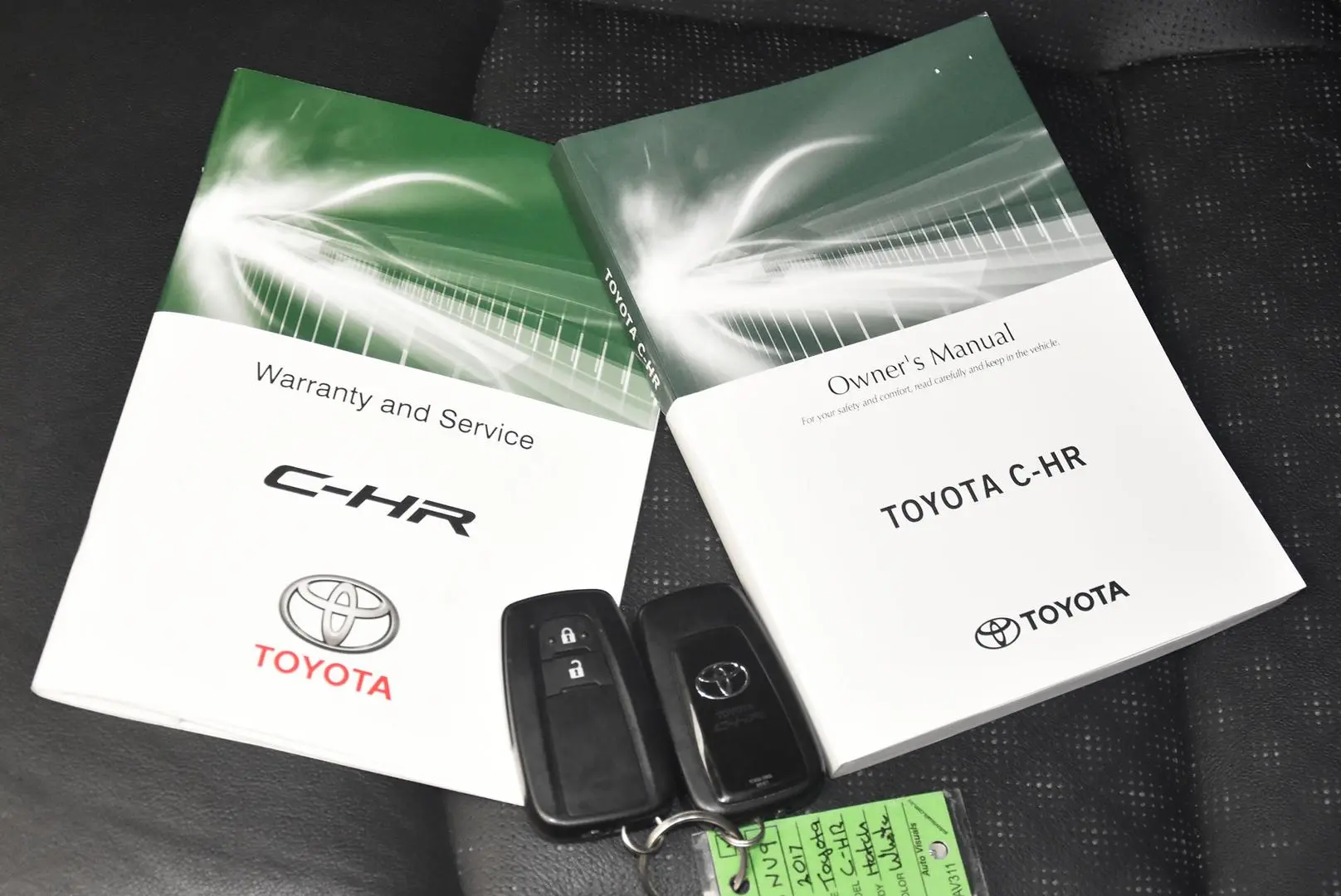 2017 Toyota C-HR Gallery Image 20