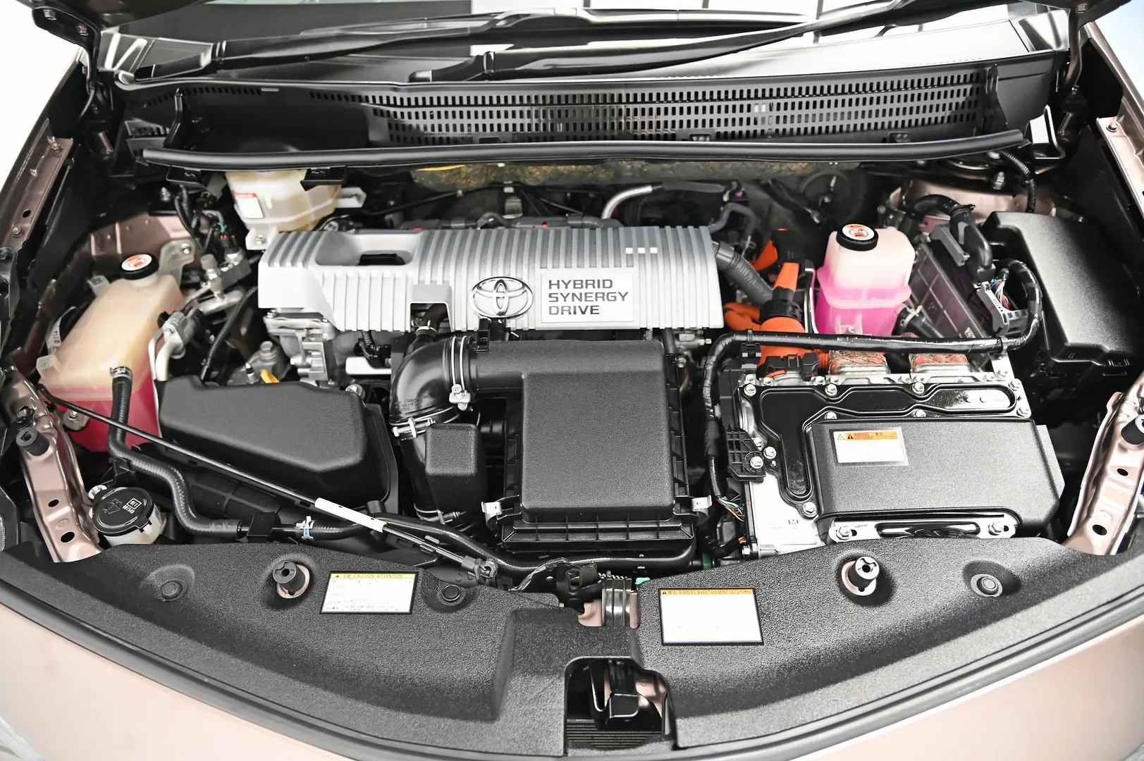 2019 Toyota Prius V Image 24