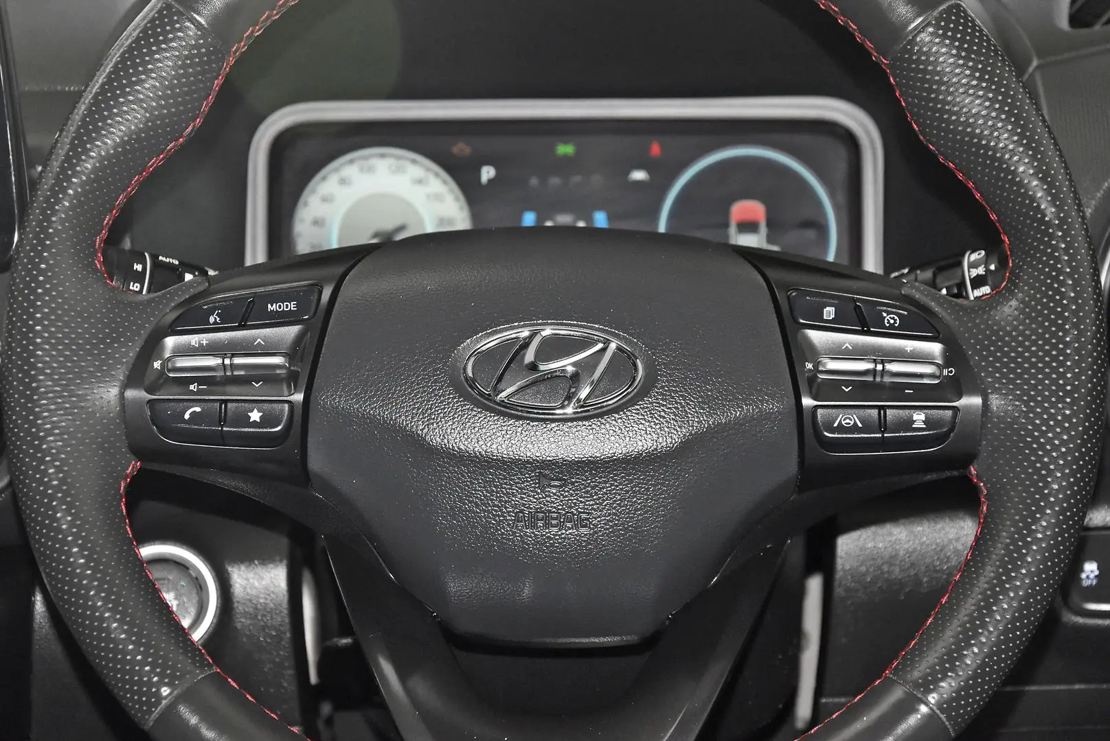 2022 Hyundai Kona Gallery Image 15