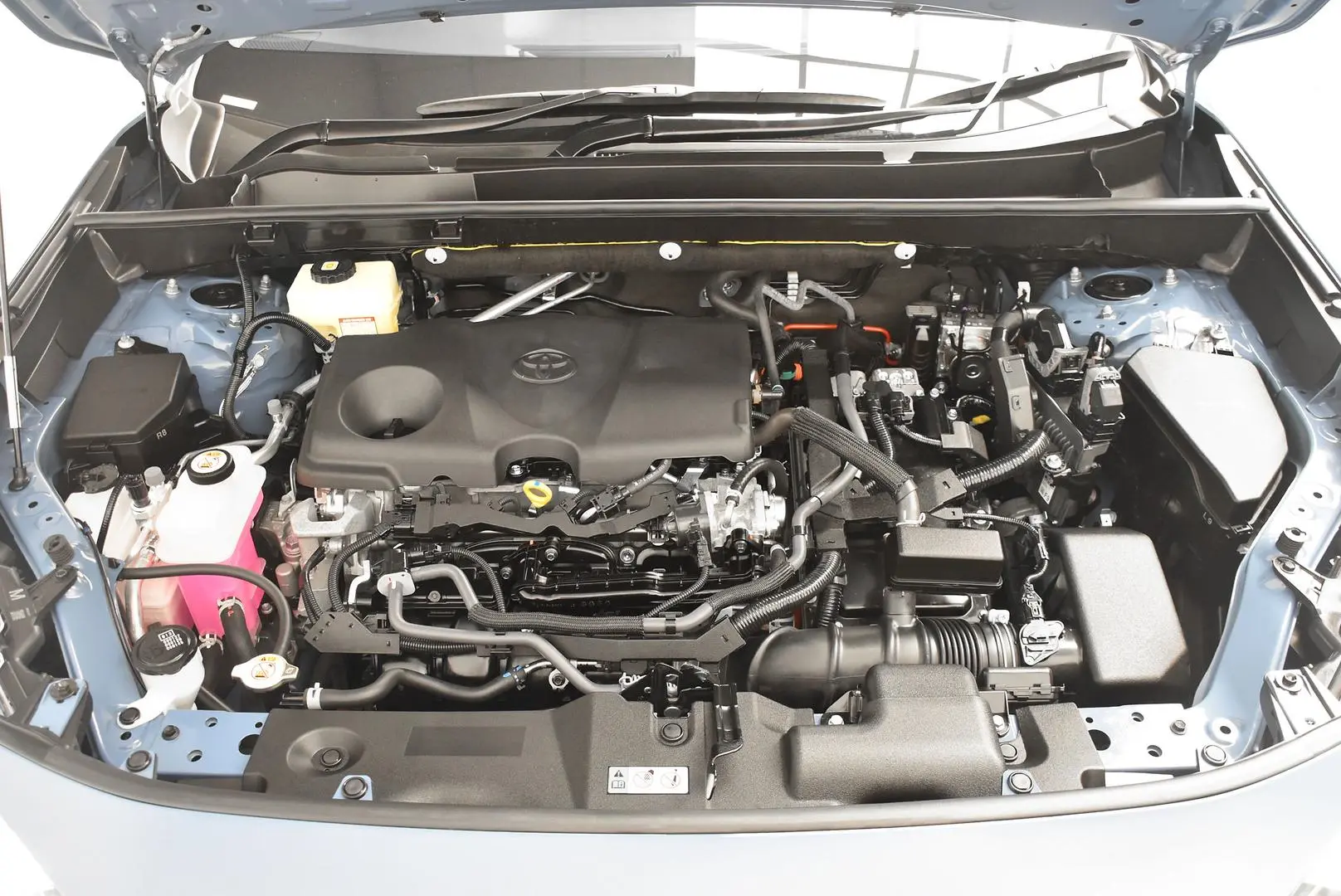 2024 Toyota RAV4 Gallery Image 24