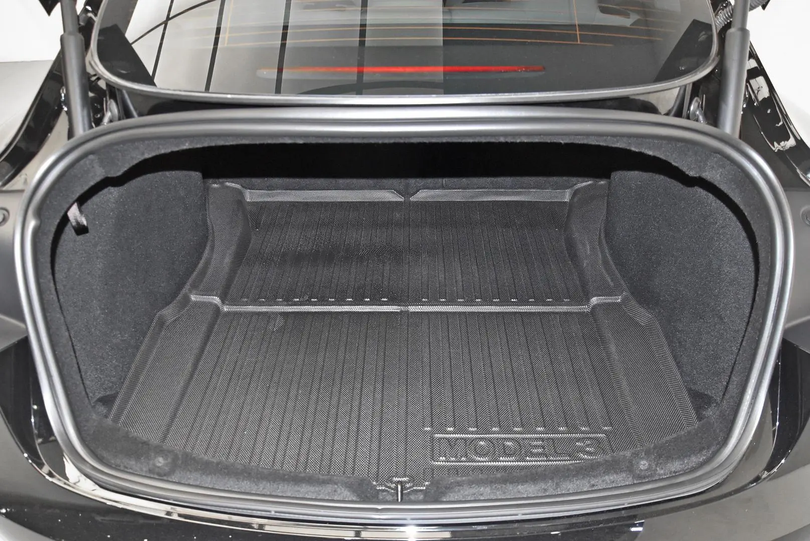 2024 Tesla Model 3 Gallery Image 20