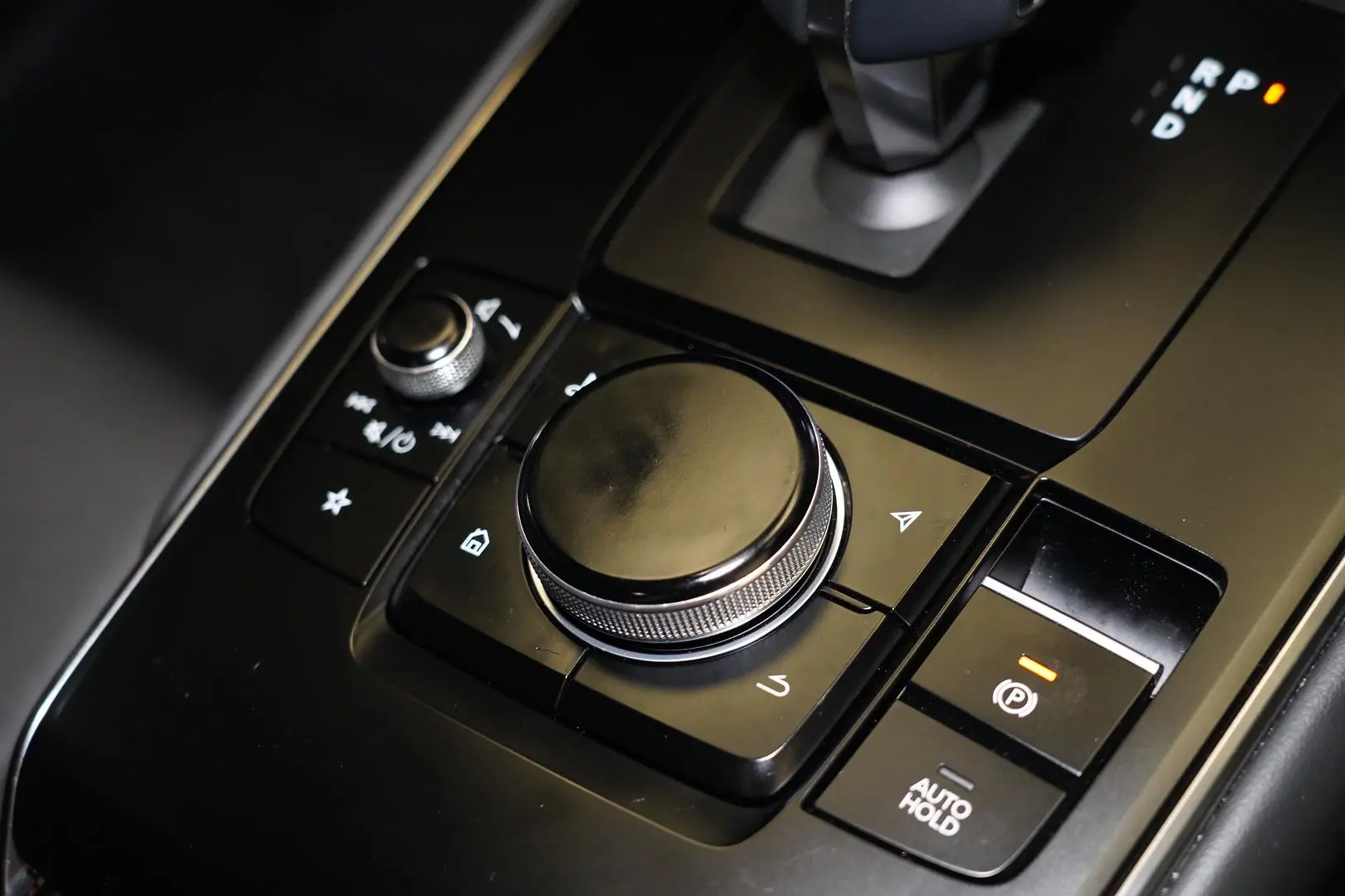 2021 Mazda MX-30 Gallery Image 16