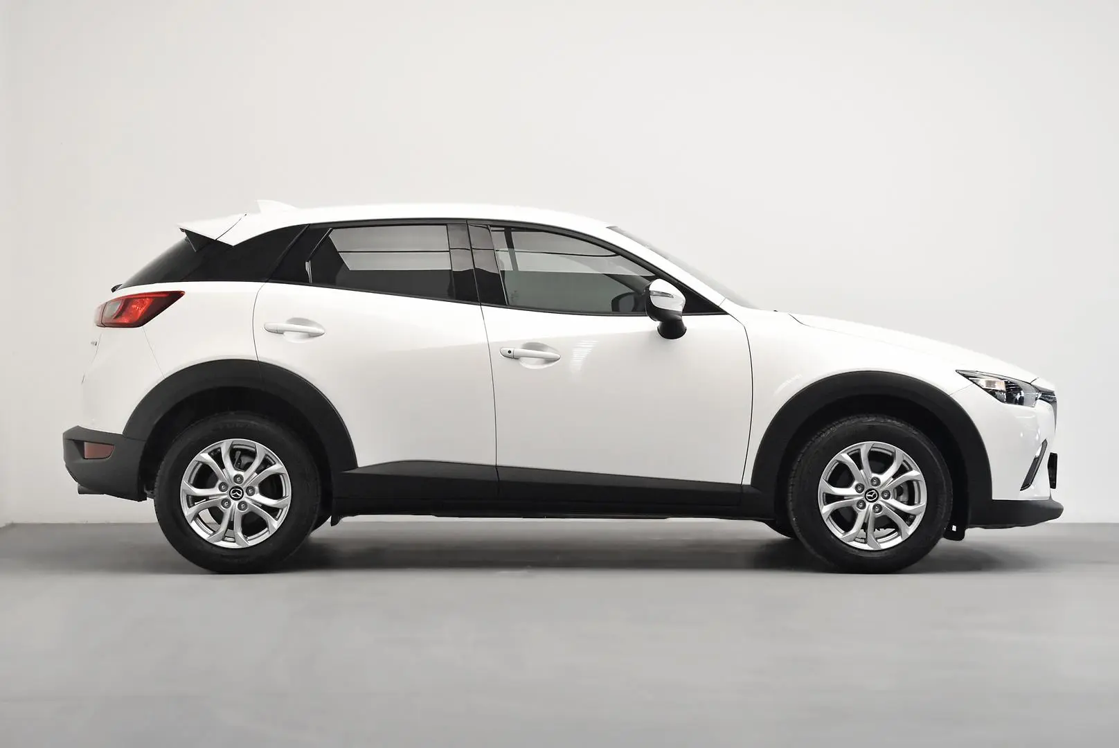 2023 Mazda CX-3 Gallery Image 3
