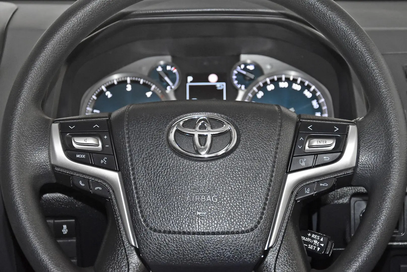 2023 Toyota Landcruiser Prado Gallery Image 14