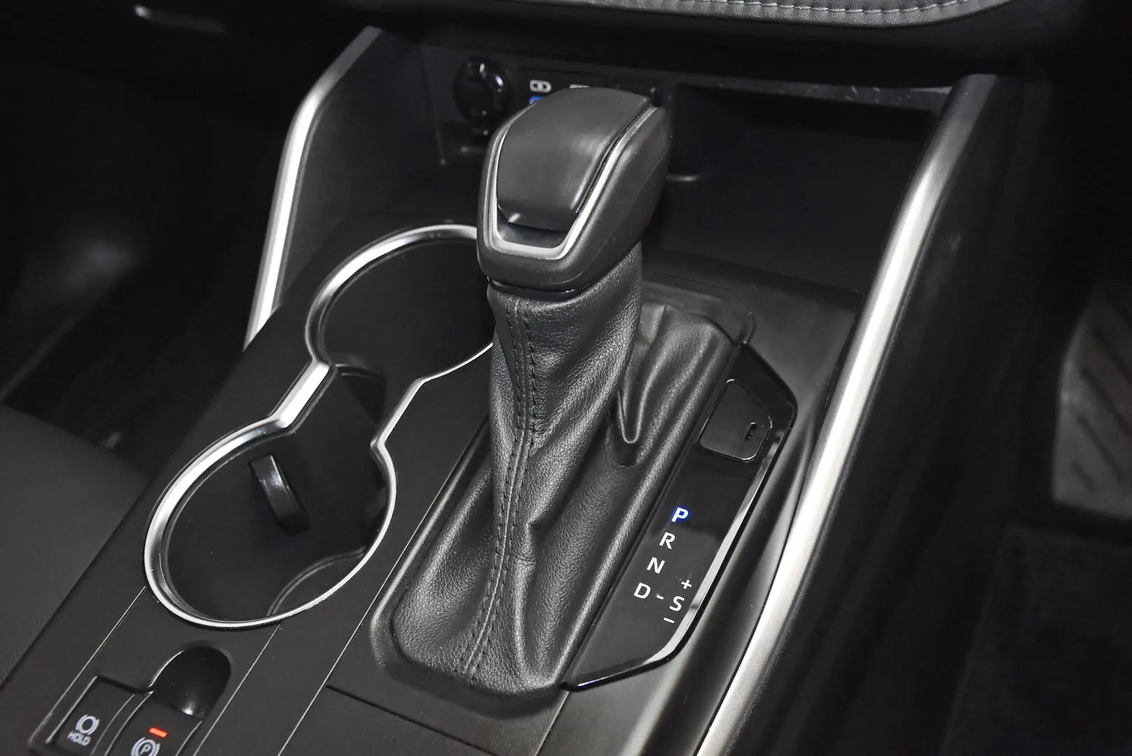 2022 Toyota Kluger Gallery Image 14
