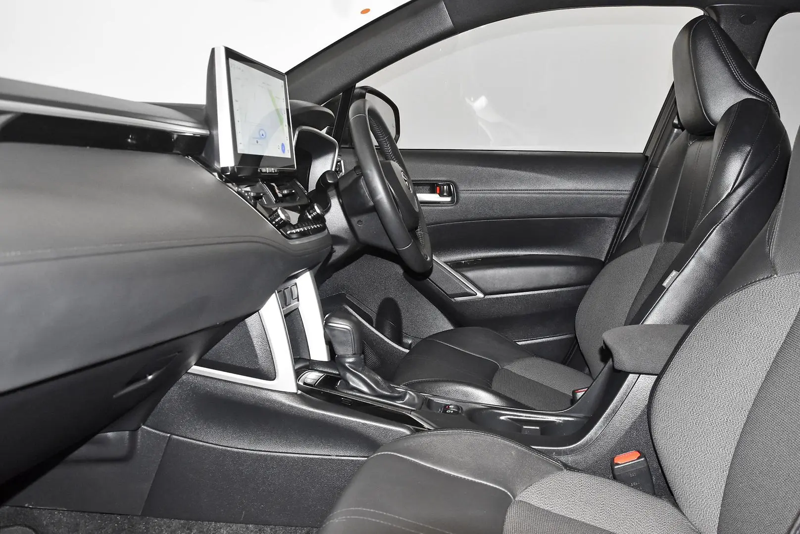 2023 Toyota Corolla Cross Gallery Image 18
