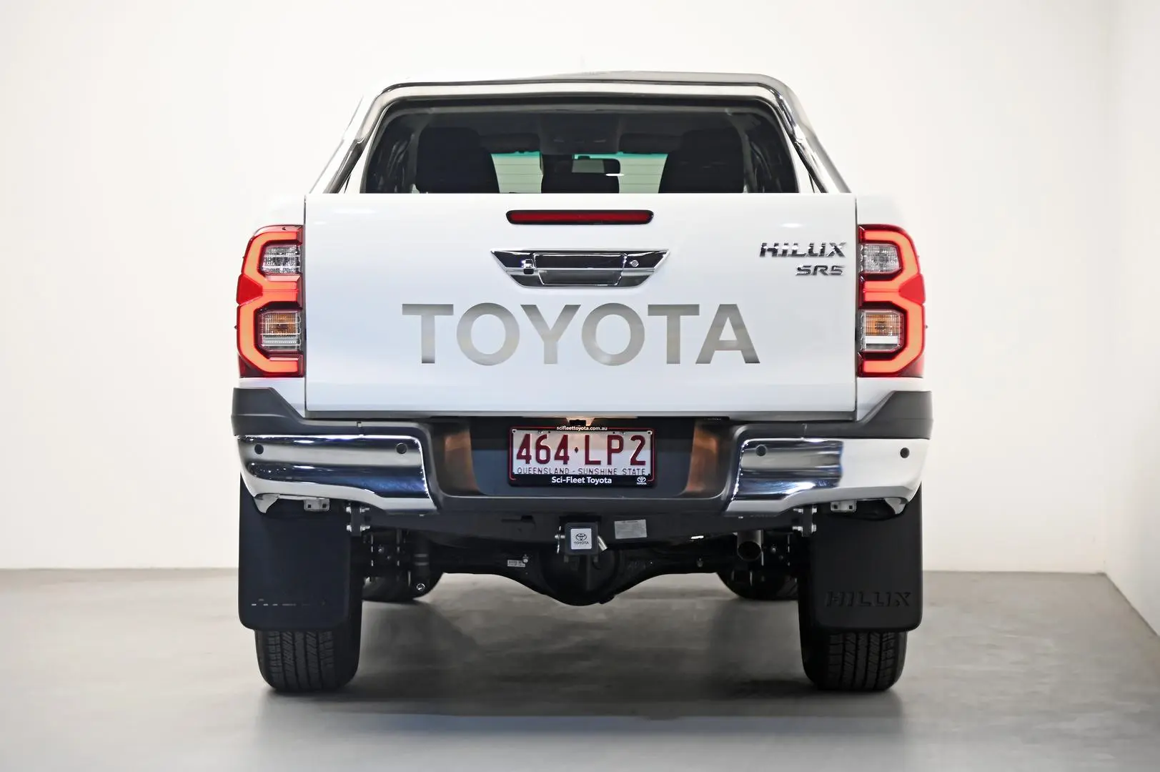 2023 Toyota Hilux Gallery Image 6