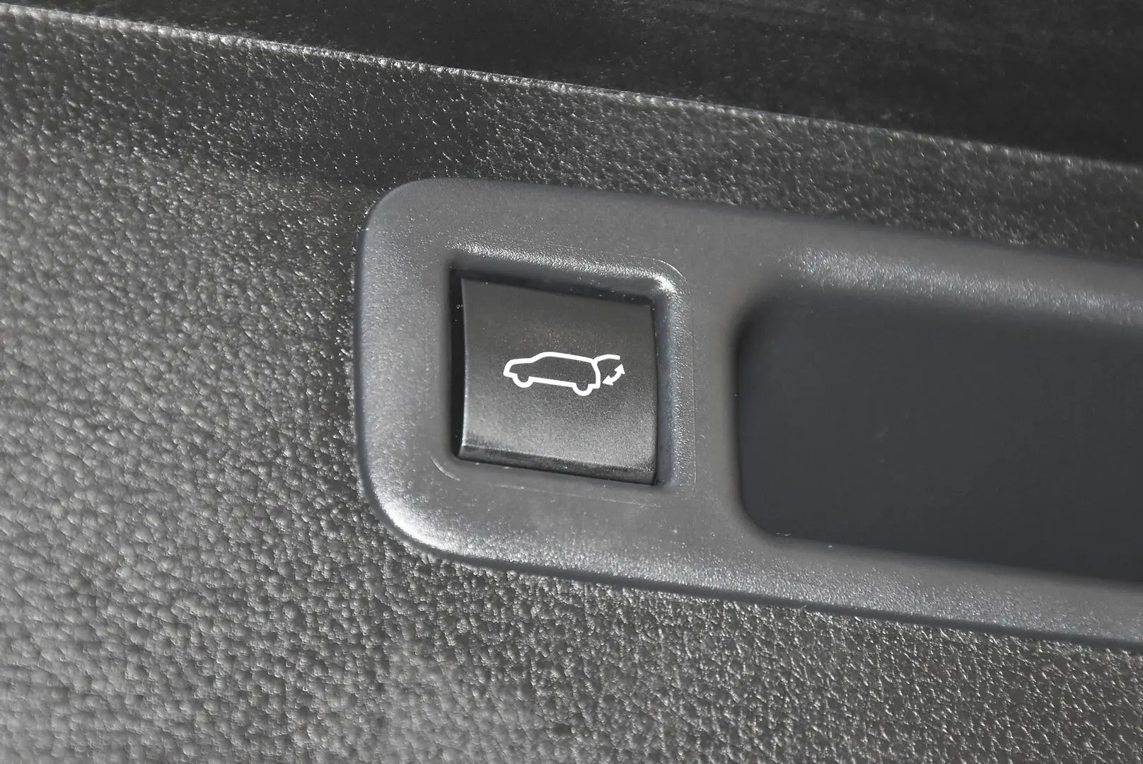 2024 Toyota Kluger Gallery Image 24