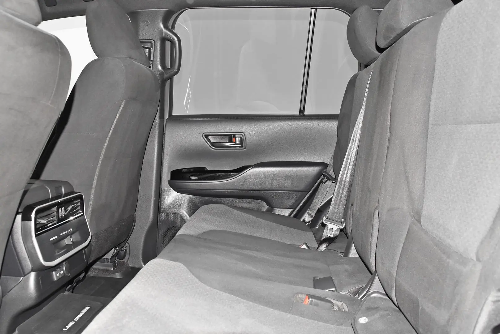 2024 Toyota Landcruiser Gallery Image 17