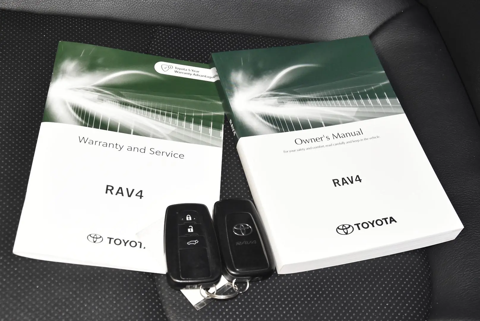 2024 Toyota RAV4 Gallery Image 21