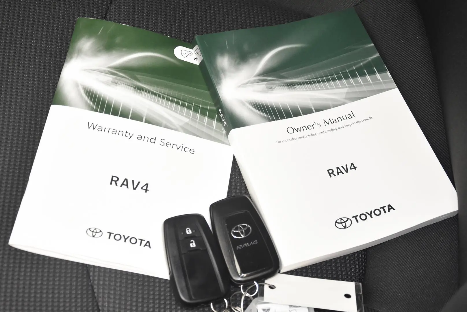 2024 Toyota RAV4 Gallery Image 20