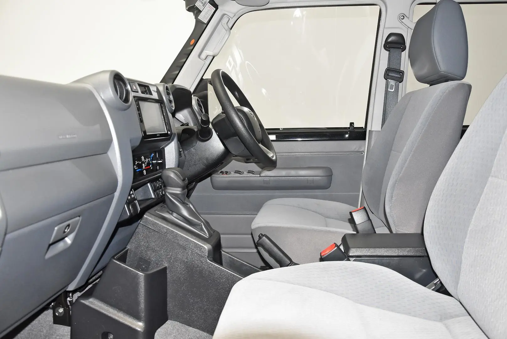2025 Toyota Landcruiser Gallery Image 17