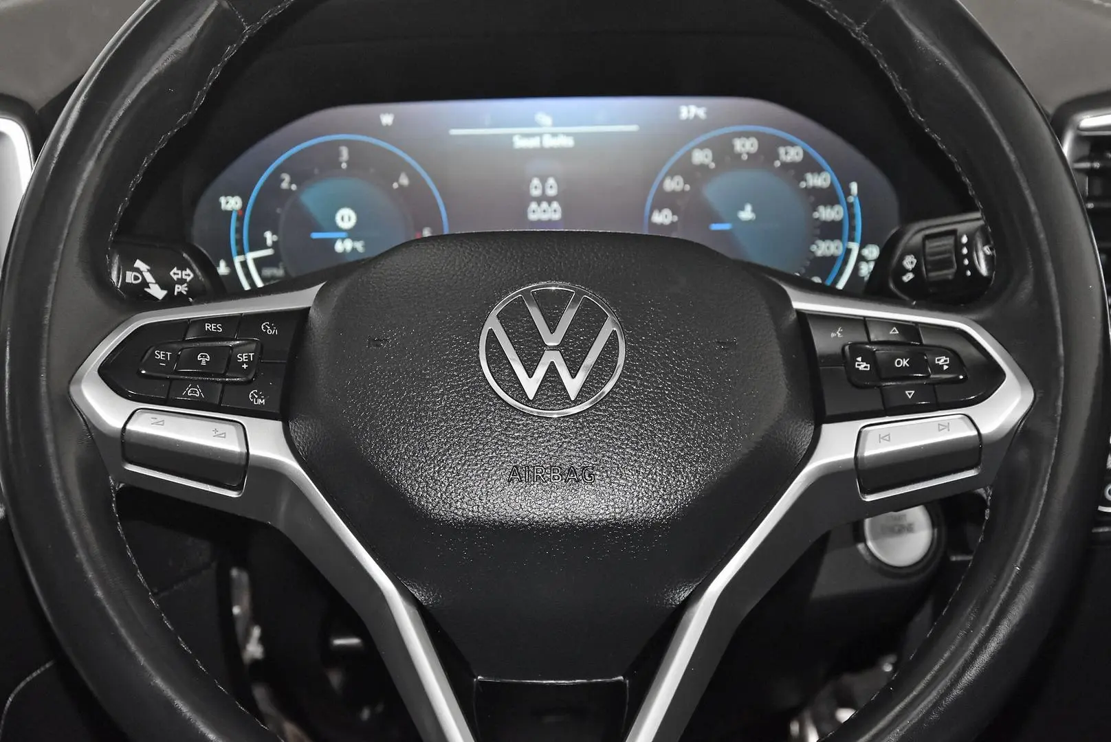 2023 Volkswagen Amarok Gallery Image 15