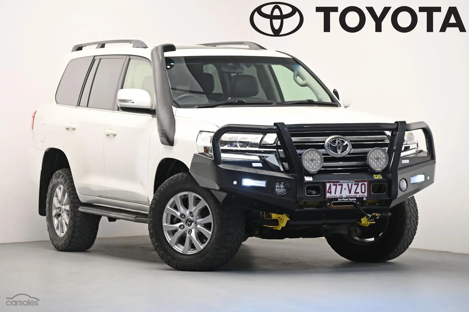 2015 Toyota Landcruiser Image 1