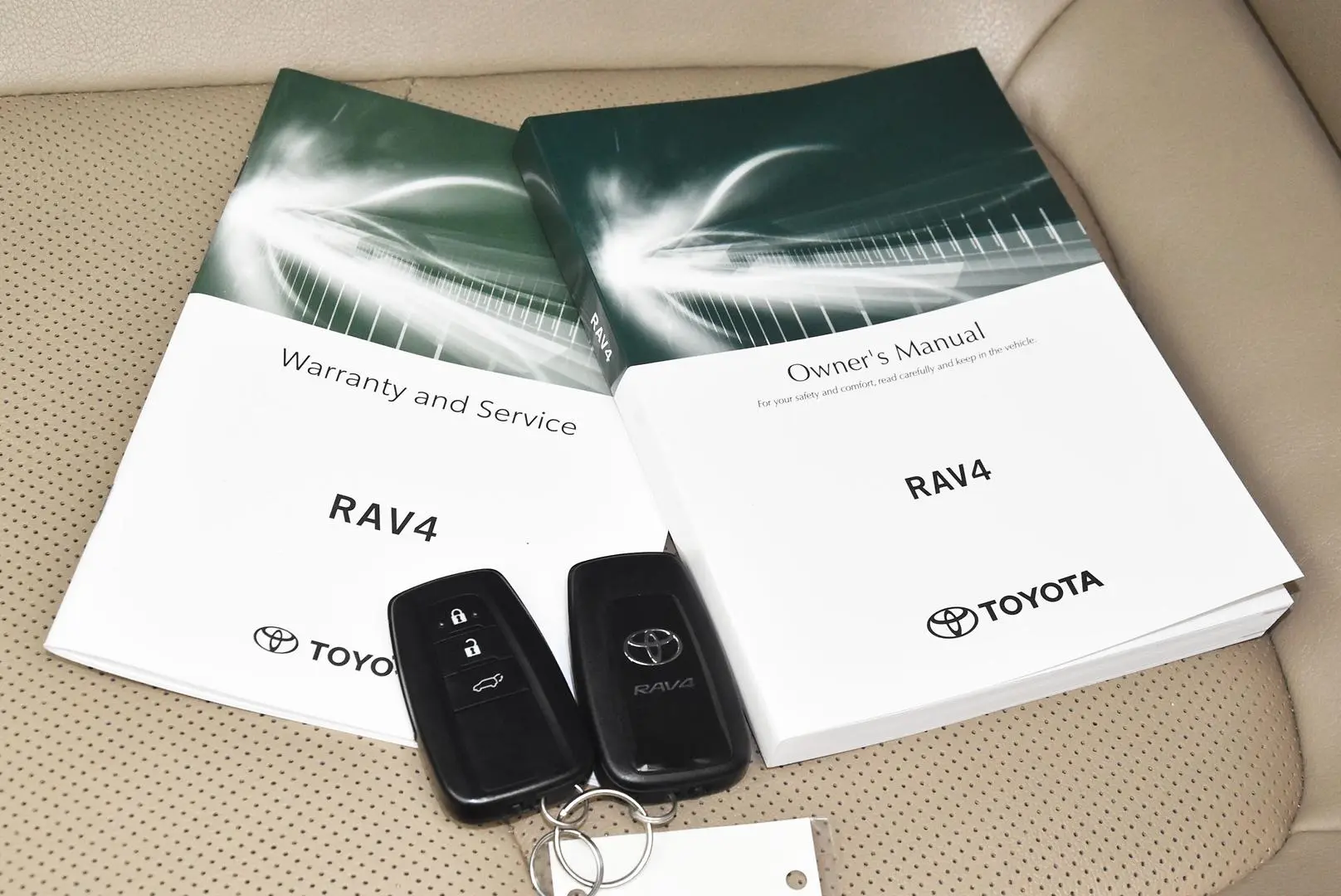 2025 Toyota RAV4 Gallery Image 21