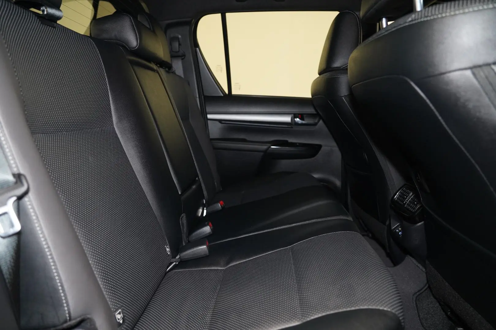 2024 Toyota Hilux Gallery Image 20