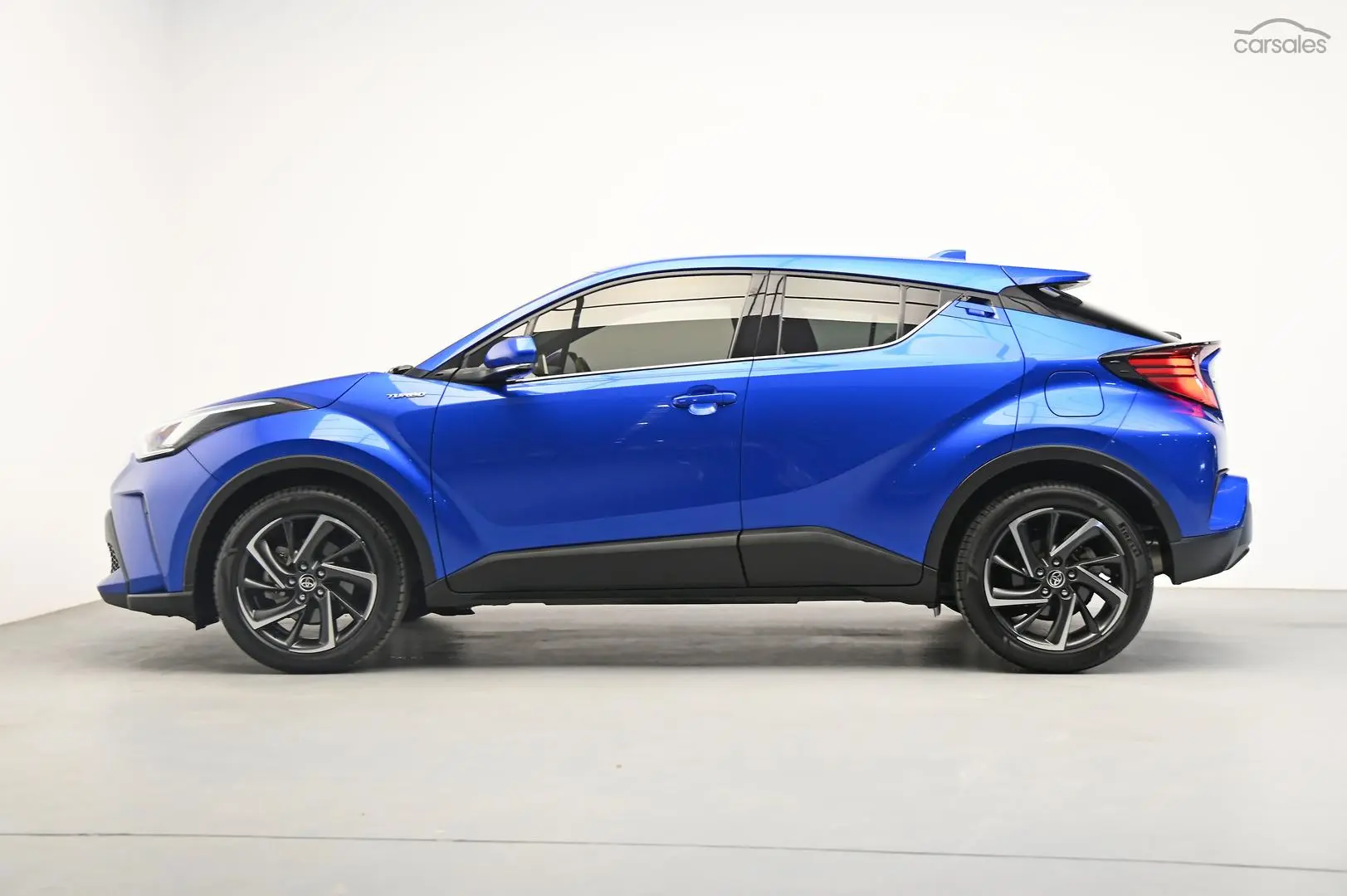 2020 Toyota C-HR Image 4