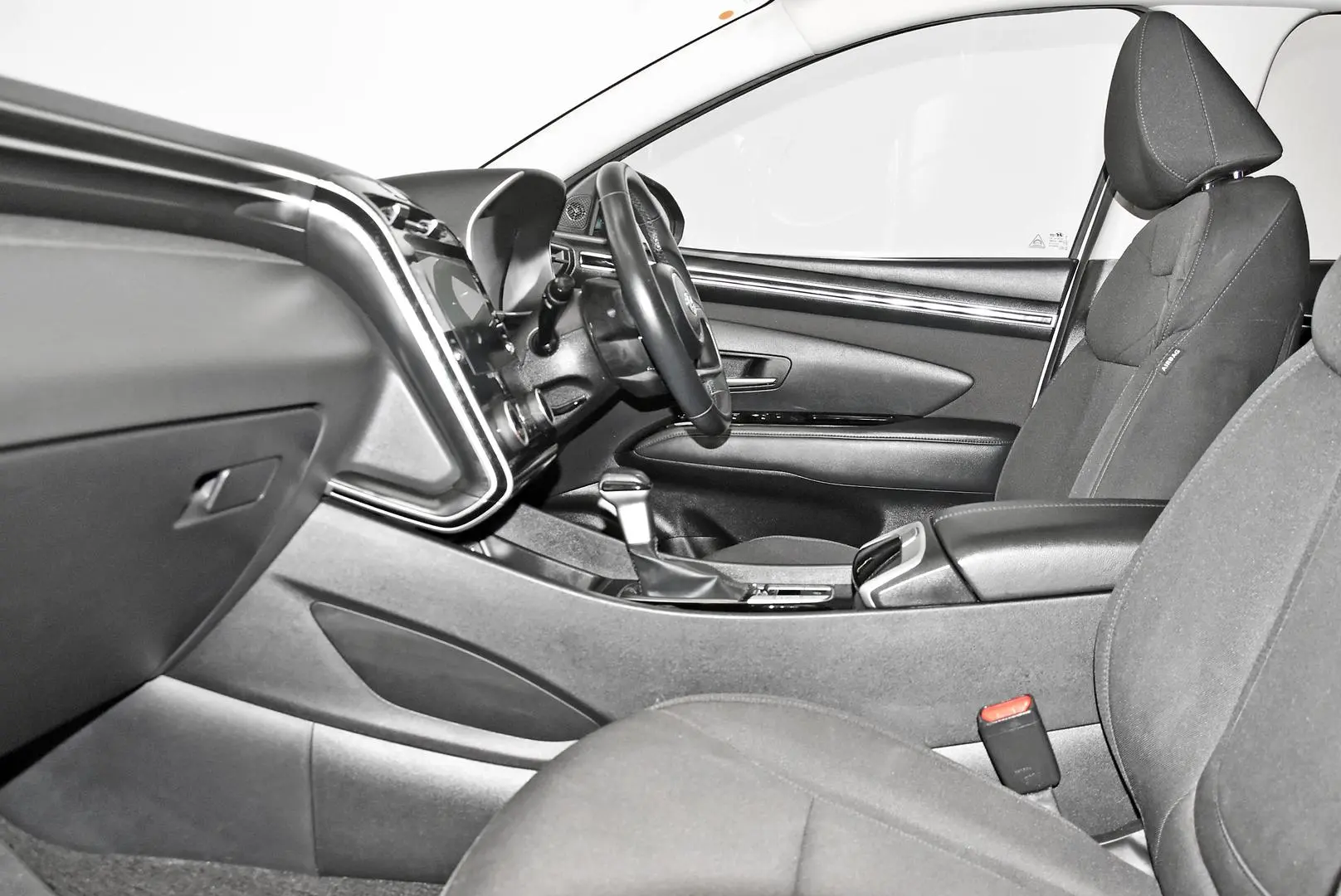 2022 Hyundai Tucson Gallery Image 17