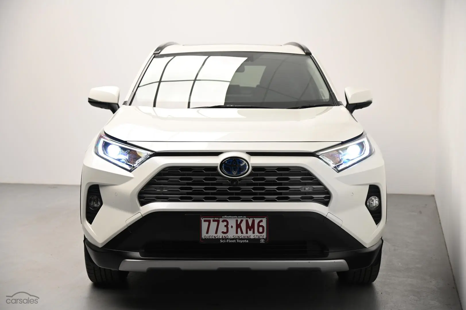 2020 Toyota RAV4 Image 2