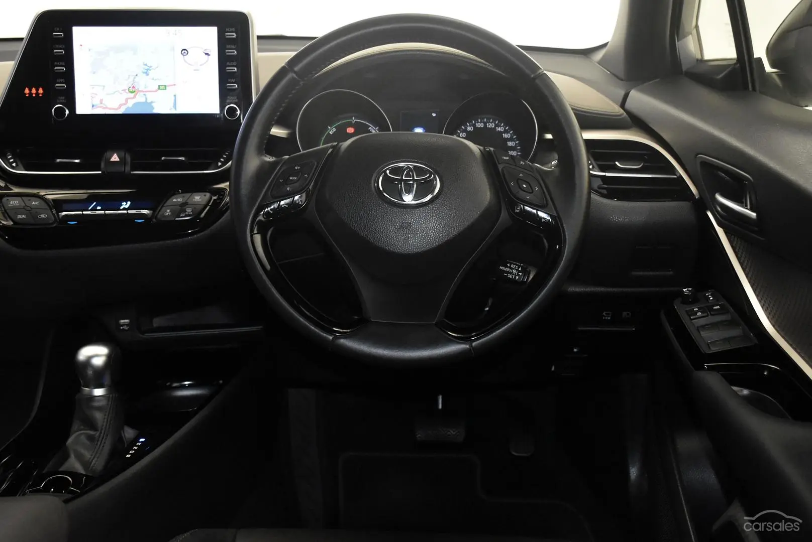 2019 Toyota C-HR Image 15