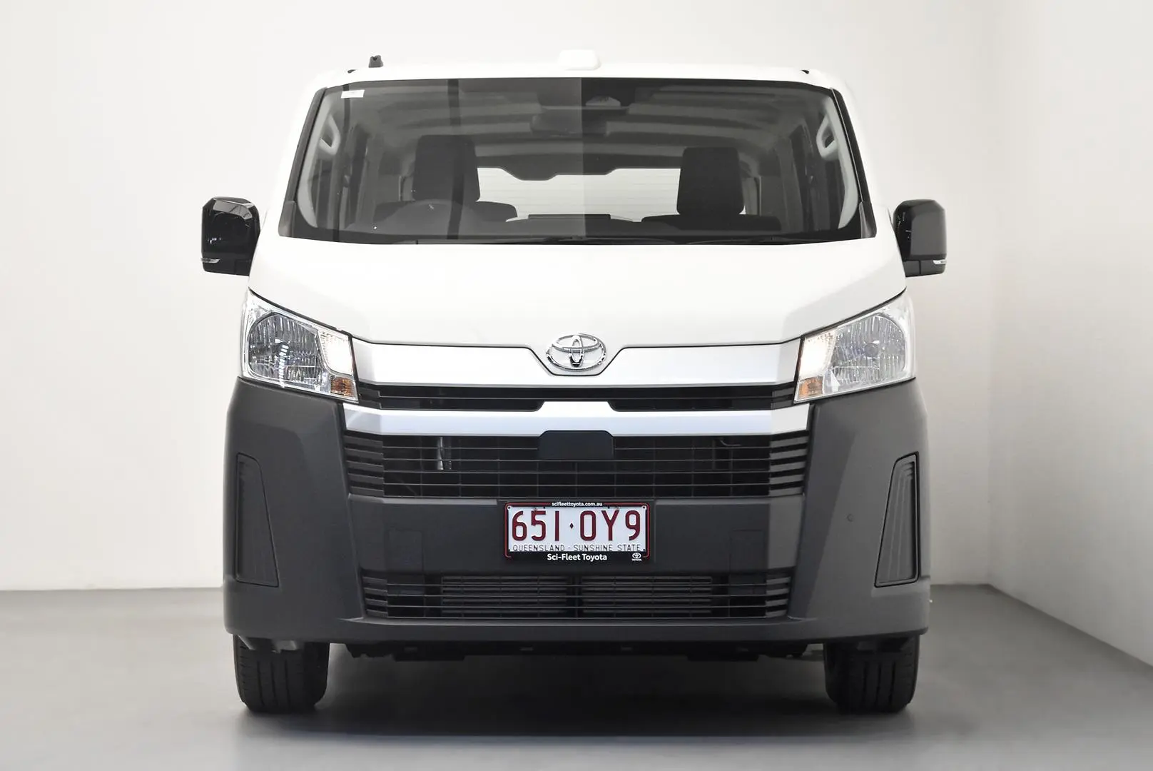2025 Toyota Hiace Gallery Image 2