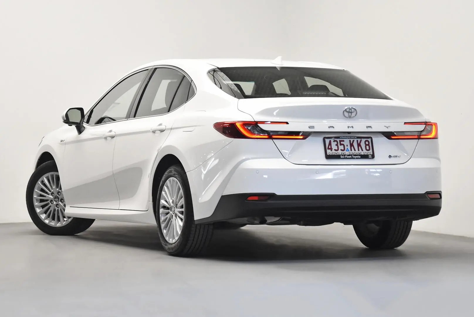 2024 Toyota Camry Gallery Image 5