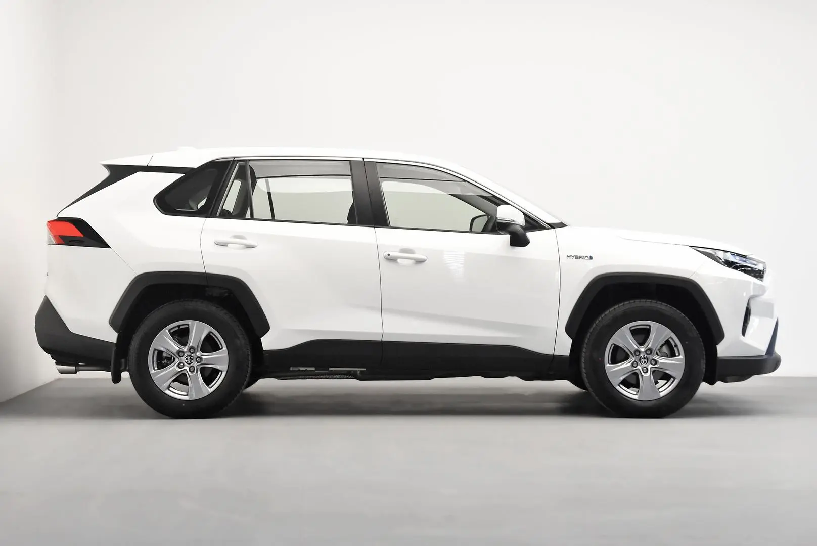 2024 Toyota RAV4 Gallery Image 3