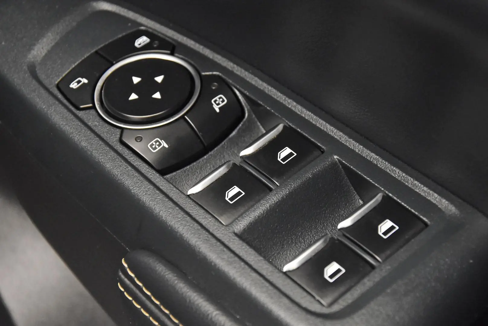 2023 Ford Ranger Gallery Image 9