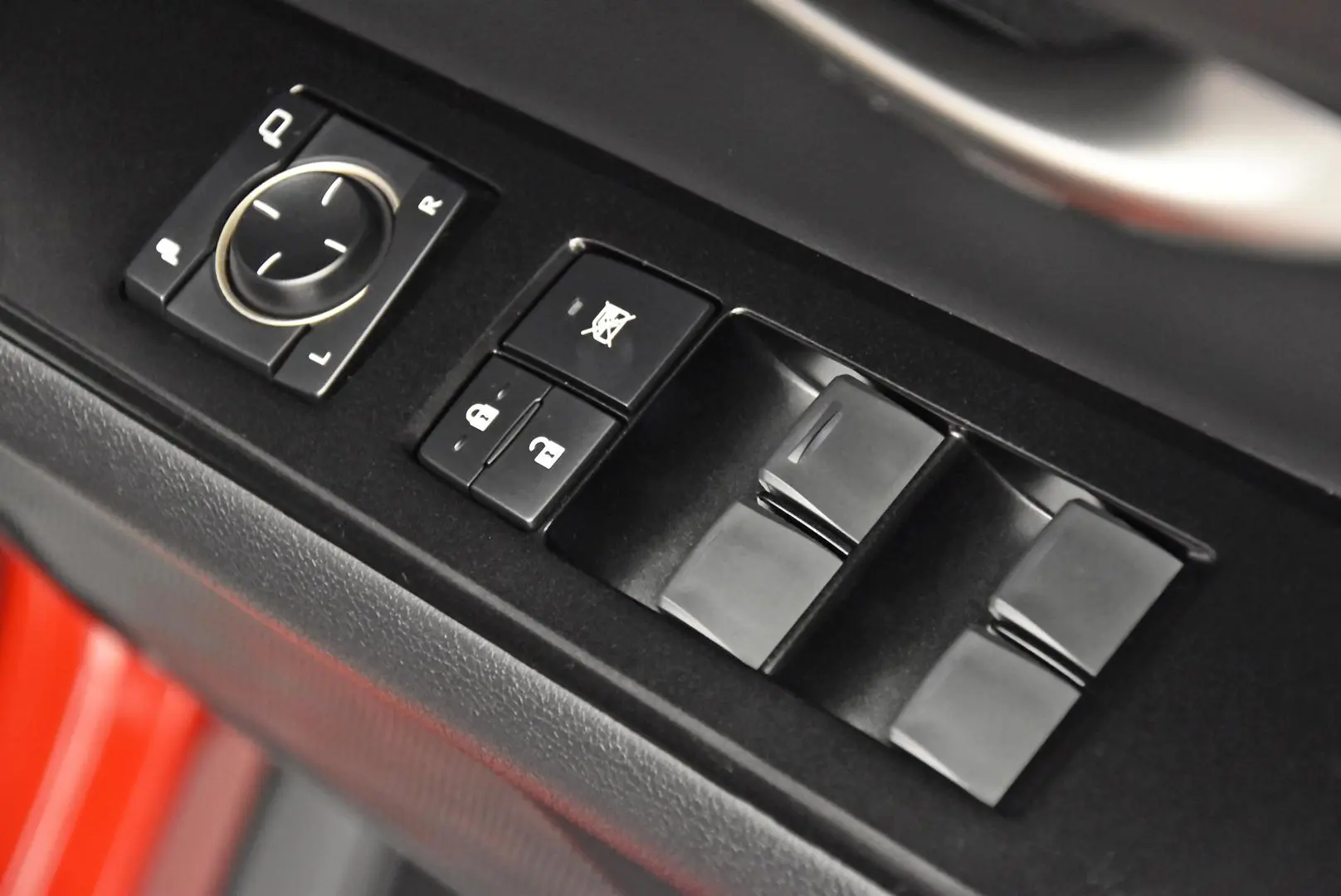 2023 Lexus UX Gallery Image 9