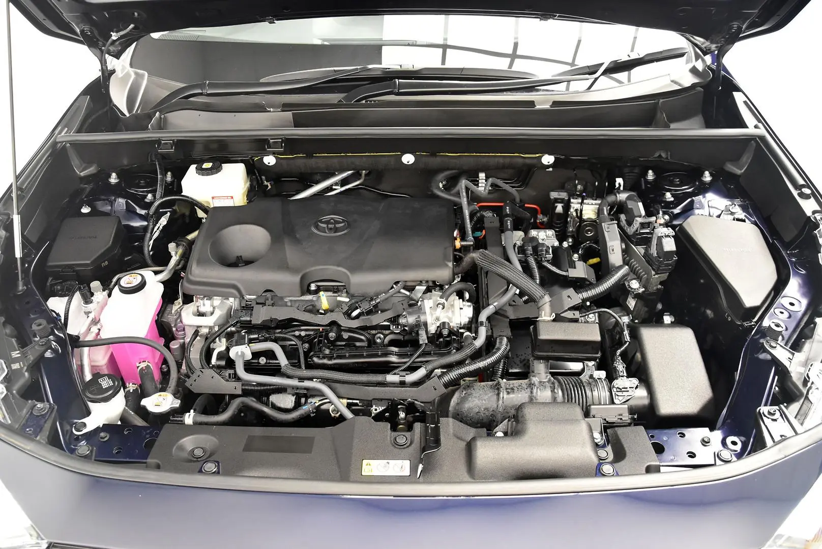 2024 Toyota RAV4 Gallery Image 25