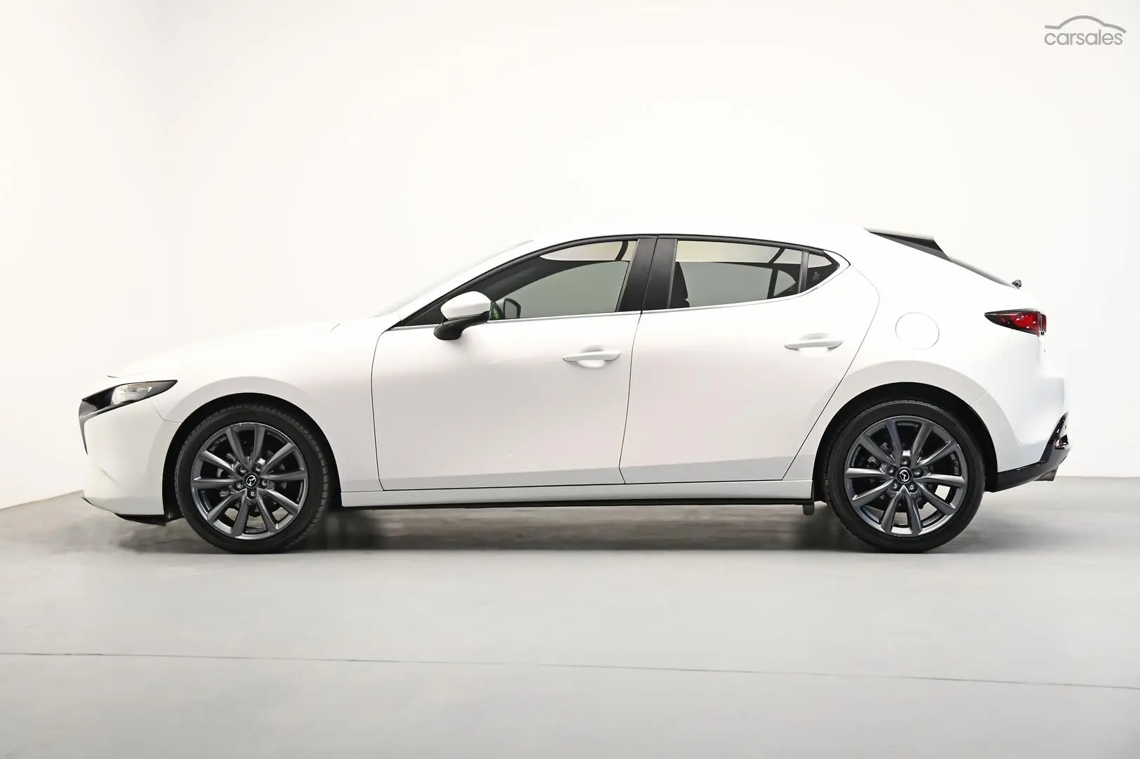 2022 Mazda 3 Image 4