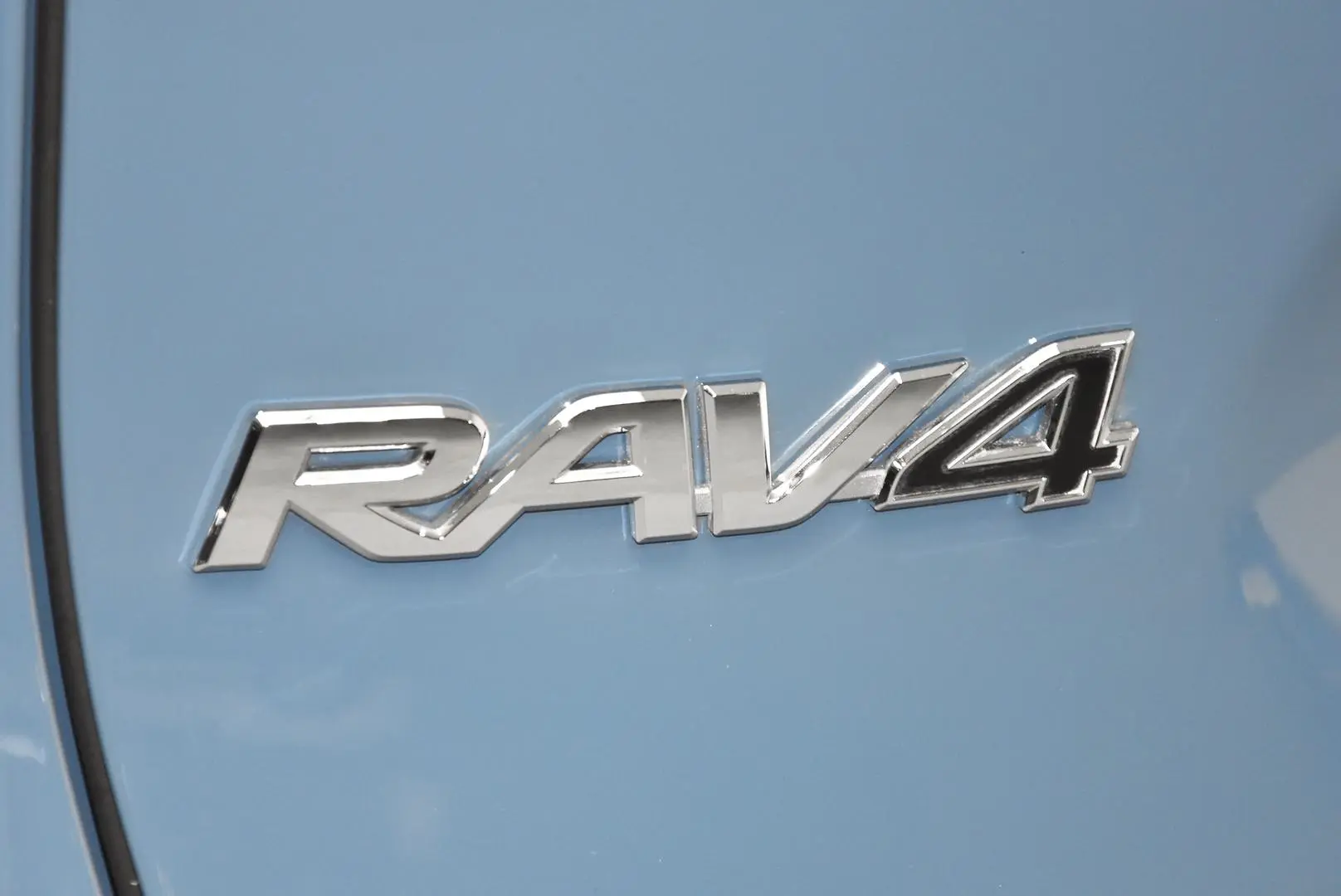 2022 Toyota RAV4 Gallery Image 7