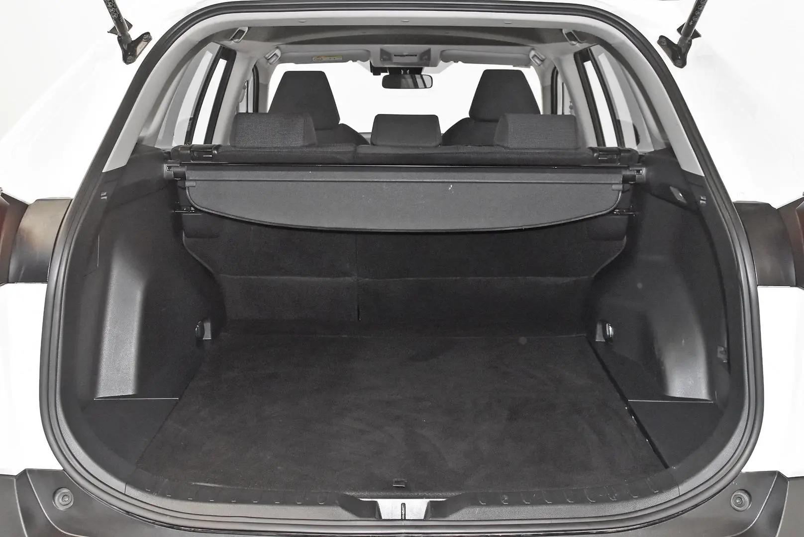 2019 Toyota RAV4 Gallery Image 20