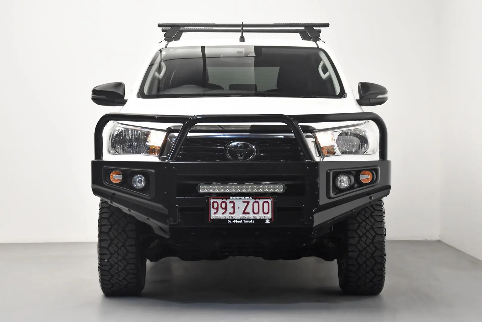 2020 Toyota Hilux Gallery Image 2