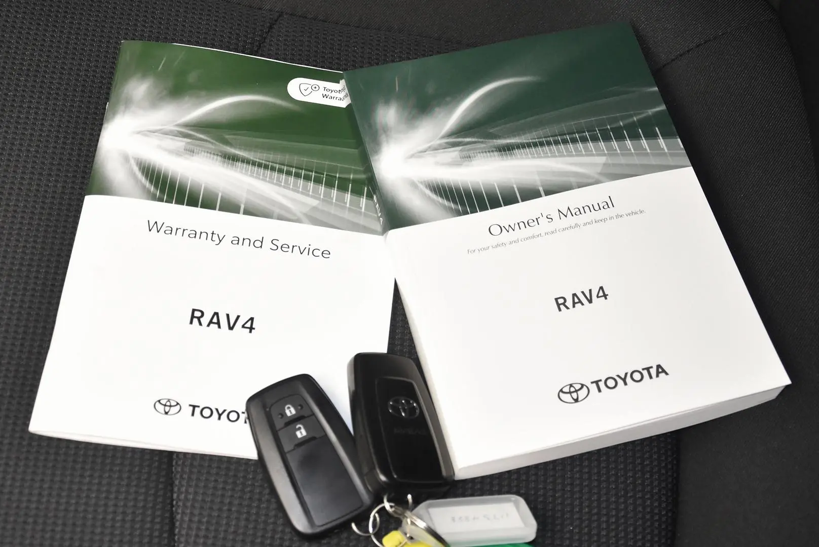 2024 Toyota RAV4 Gallery Image 20
