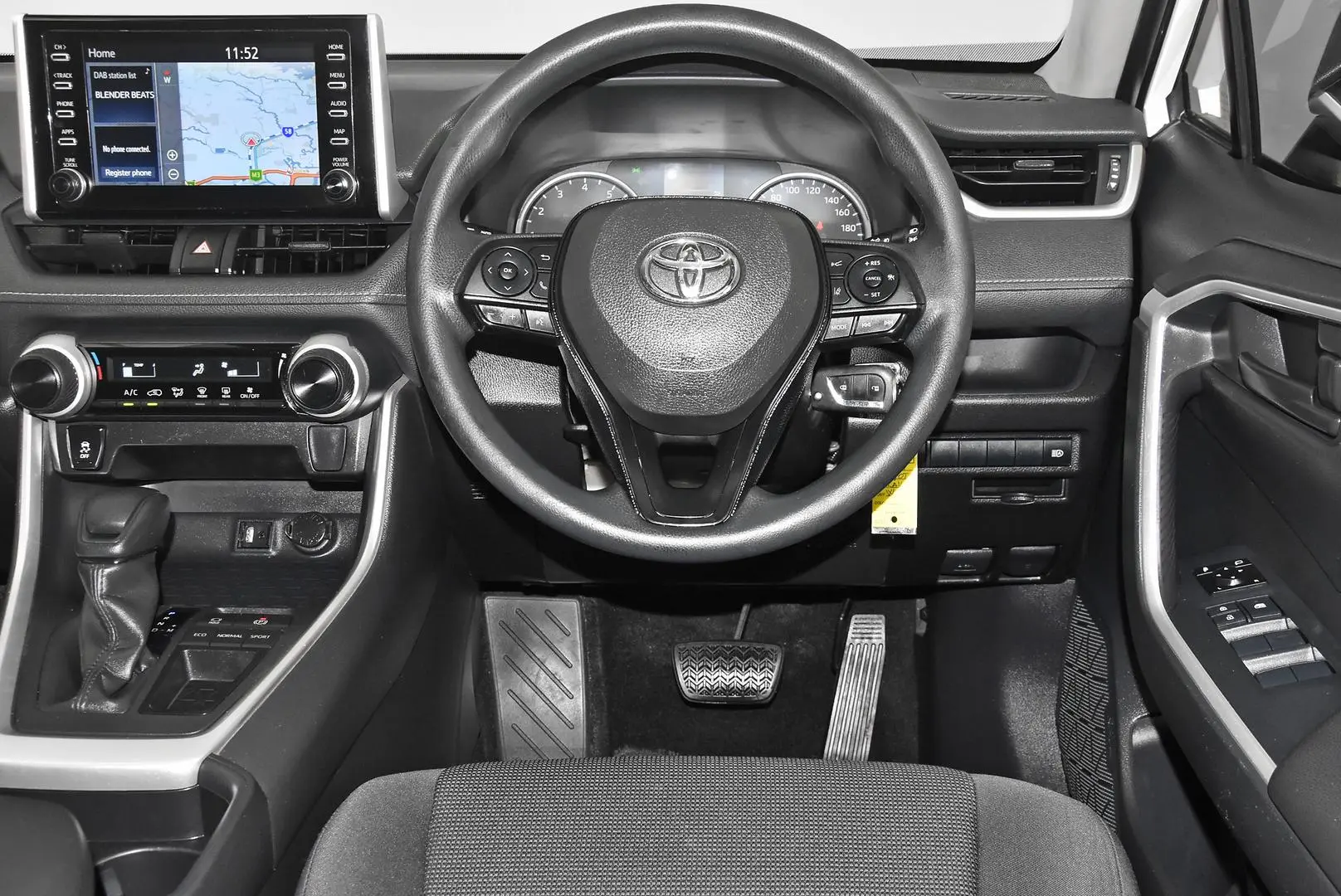 2019 Toyota RAV4 Gallery Image 14