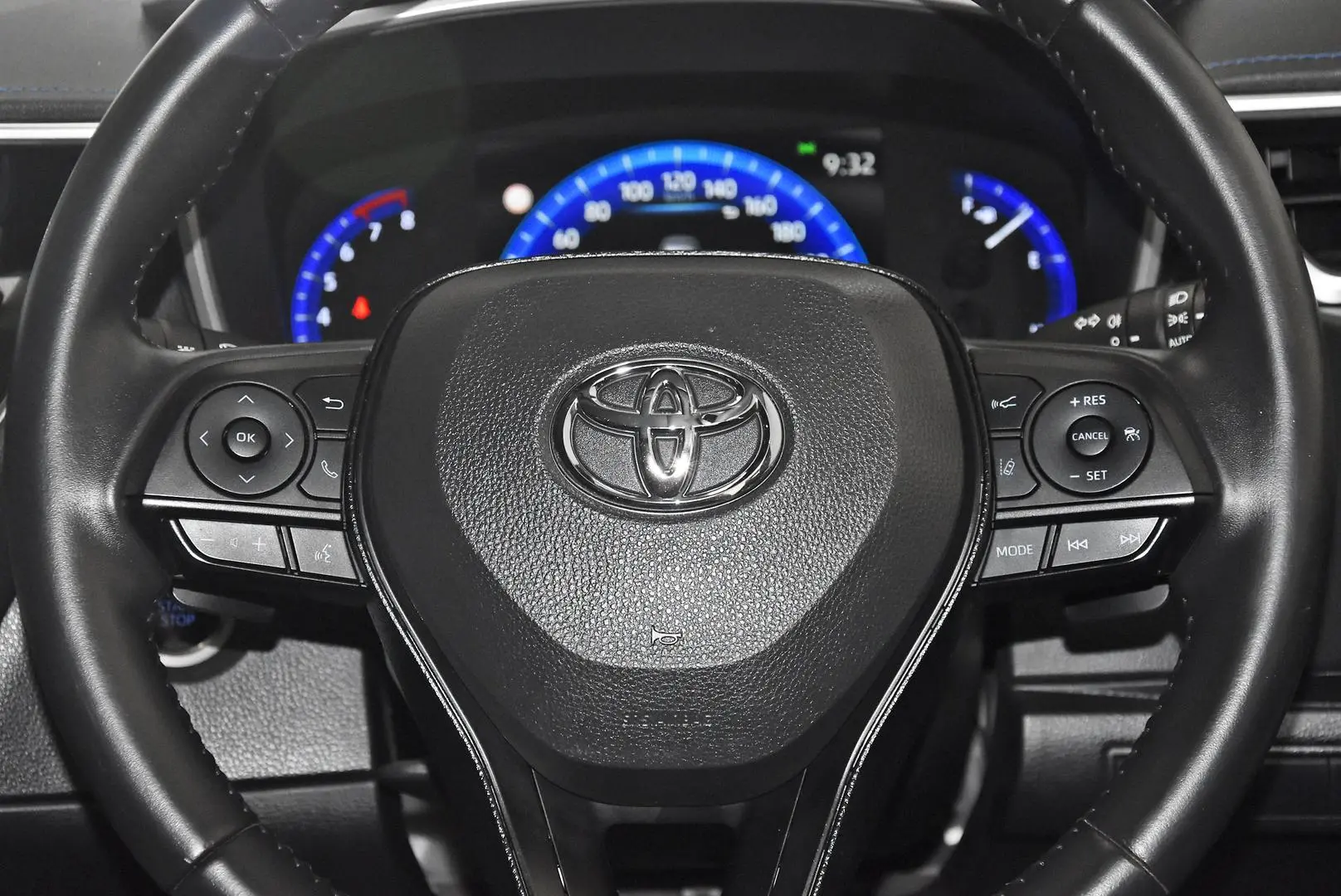 2020 Toyota Corolla Gallery Image 16