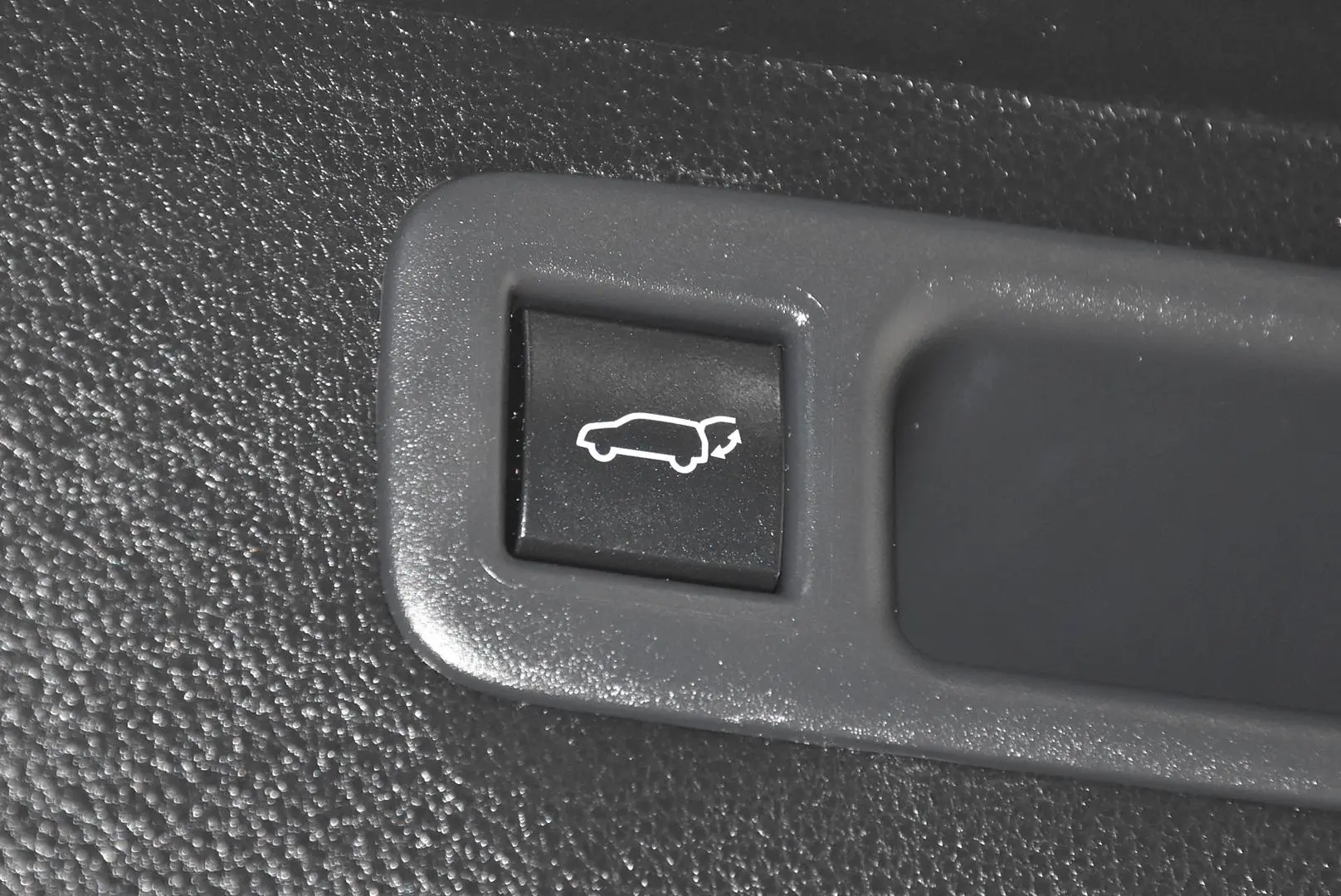 2022 Toyota Kluger Gallery Image 23