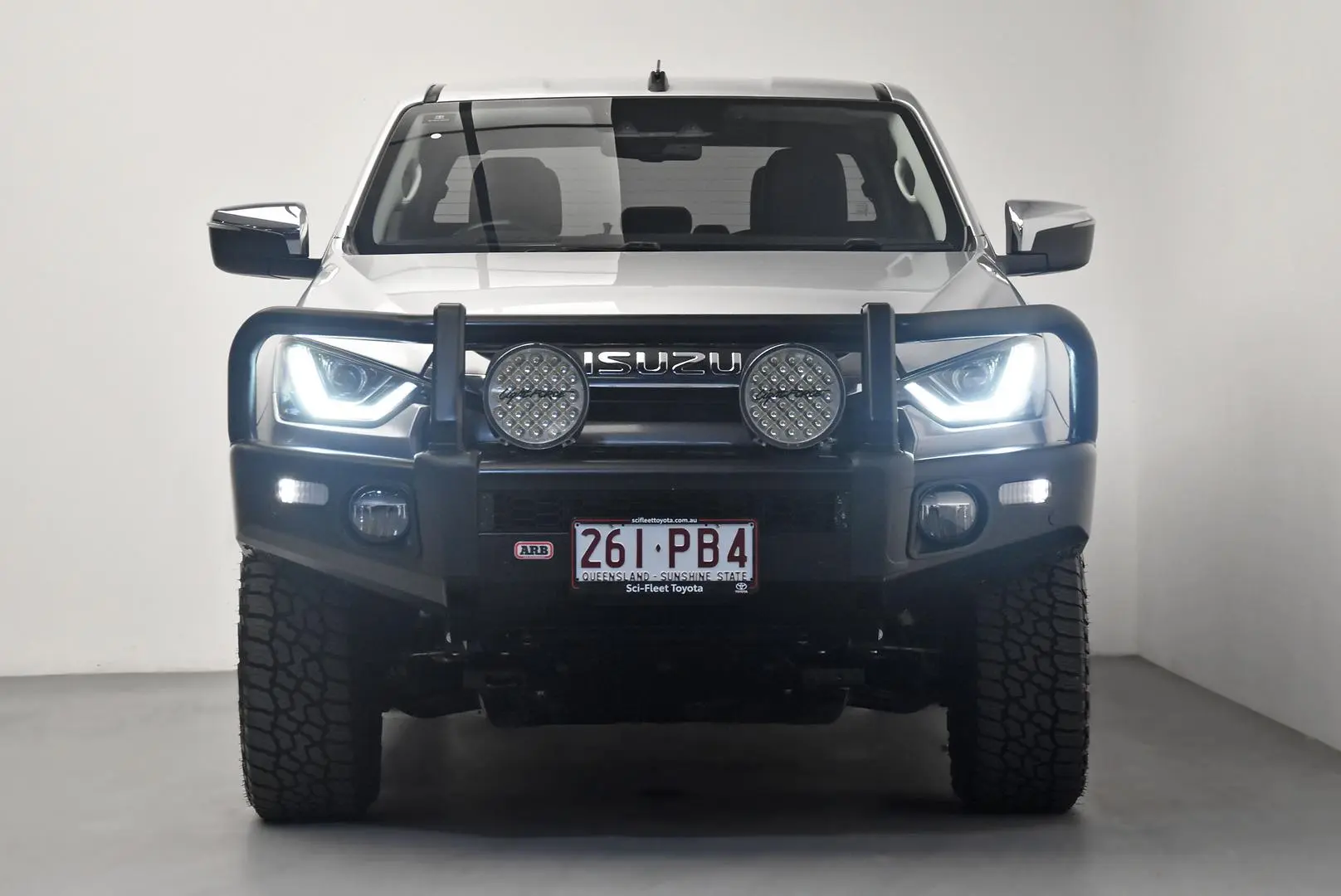 2022 Isuzu D-MAX Gallery Image 2