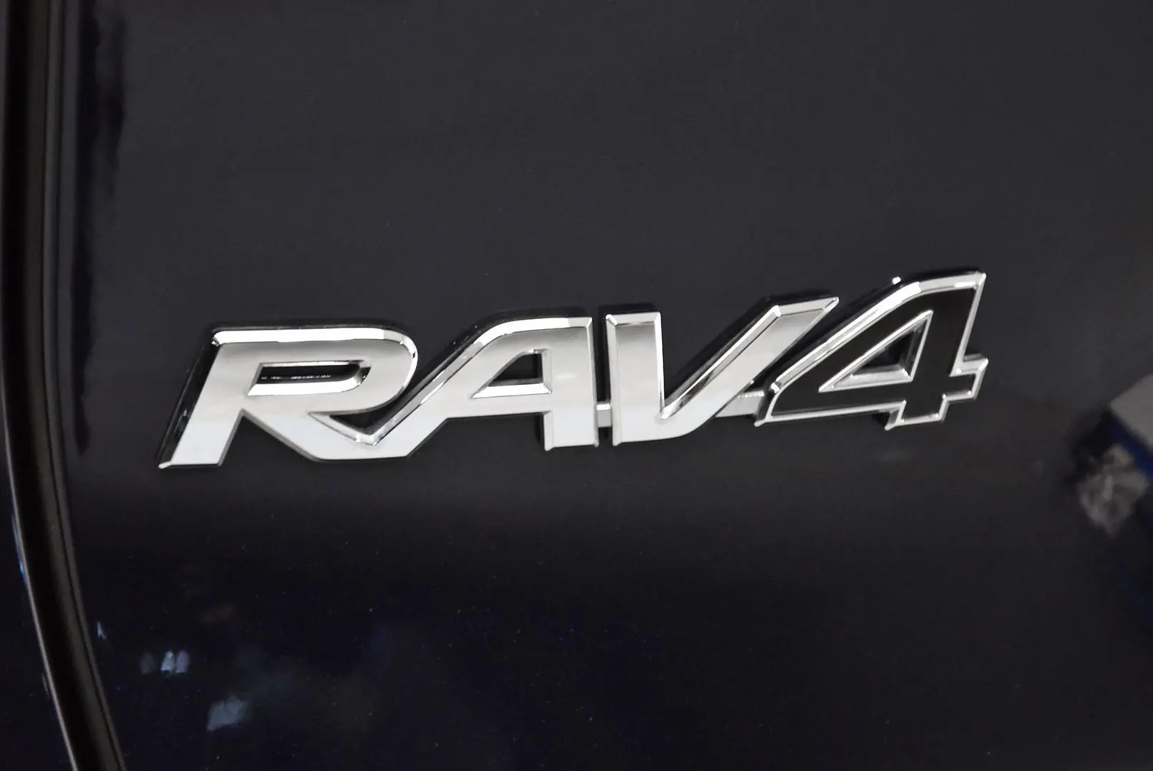 2024 Toyota RAV4 Gallery Image 7