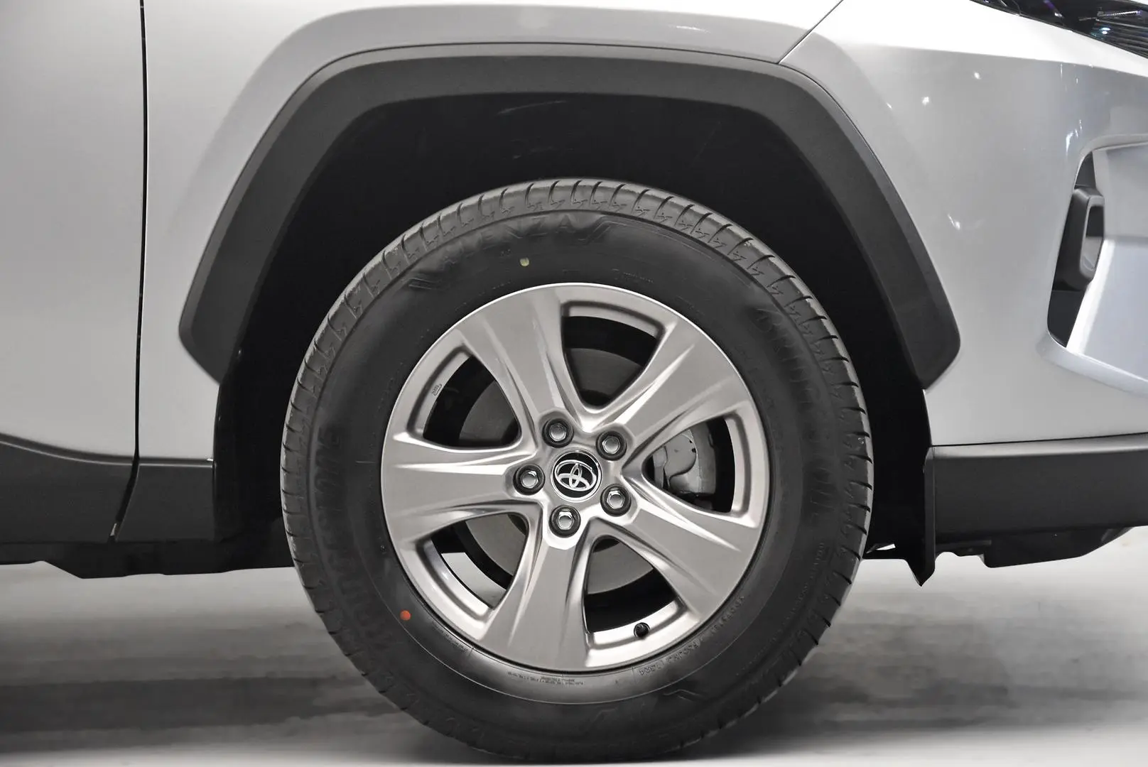 2024 Toyota RAV4 Gallery Image 23