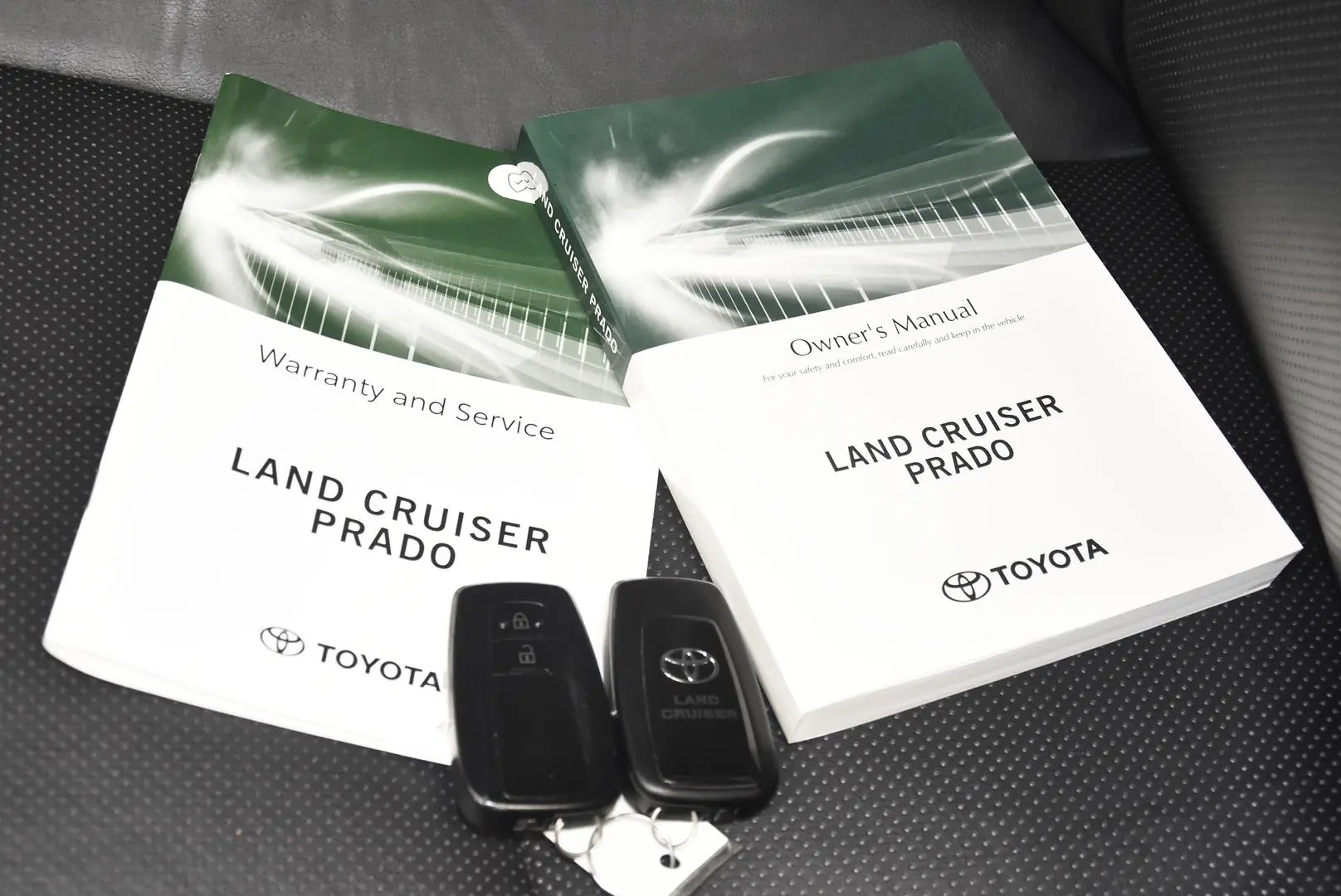 2023 Toyota Landcruiser Prado Gallery Image 18