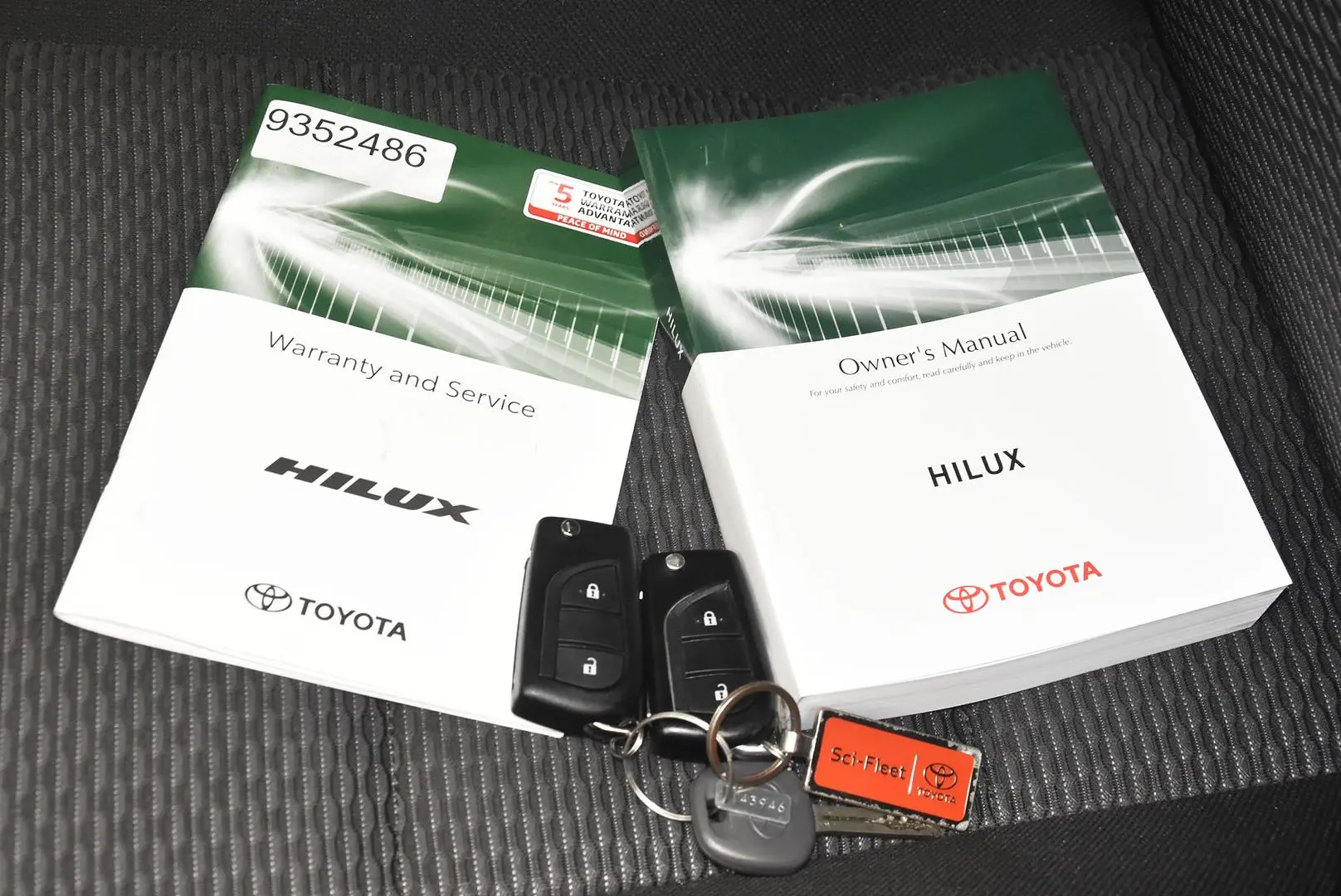 2020 Toyota Hilux Gallery Image 16