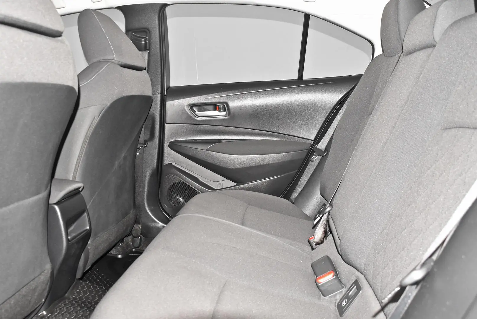 2021 Toyota Corolla Gallery Image 18