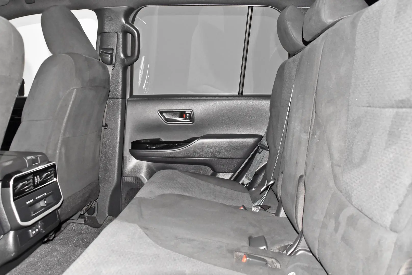 2023 Toyota Landcruiser Gallery Image 17